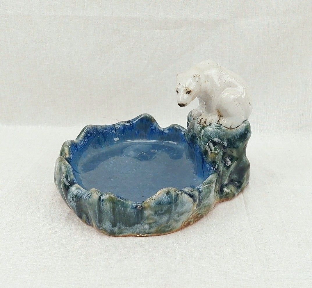 Royal Doulton Lambeth Polar Bear Stoneware Soap Dish By Harry Simeone
