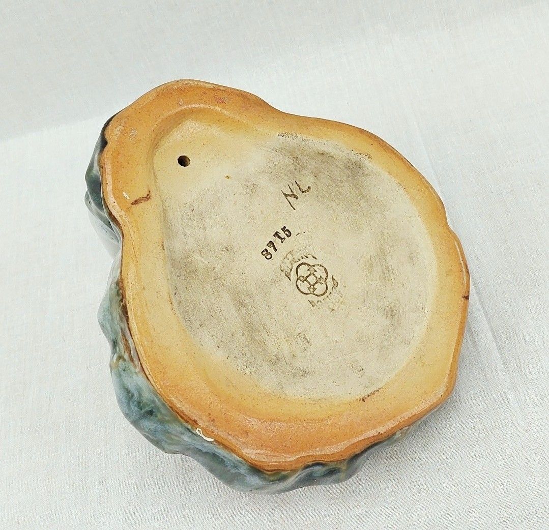 Royal Doulton Lambeth Polar Bear Stoneware Soap Dish By Harry Simeone - Image 6
