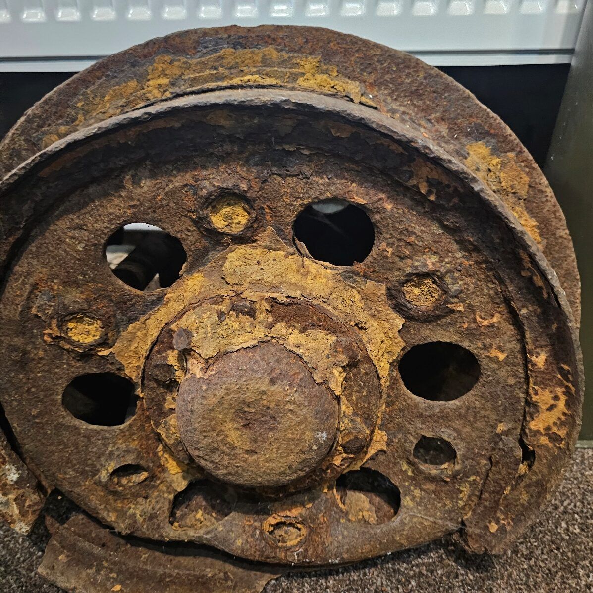 WW2 German Road Wheels of Sturmgeschütz III Tank - Image 2