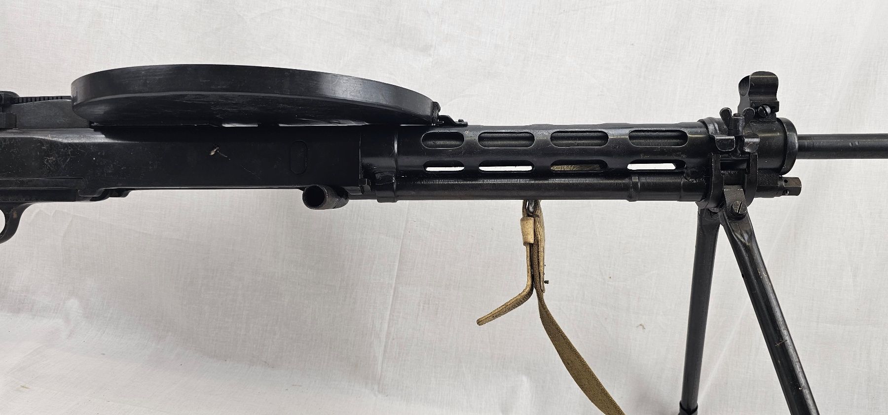 WW2 Soviet Russia 1945 Dated DP28 Light Machine Gun Sn. C3787 - Old Spec Deactivated - Image 3