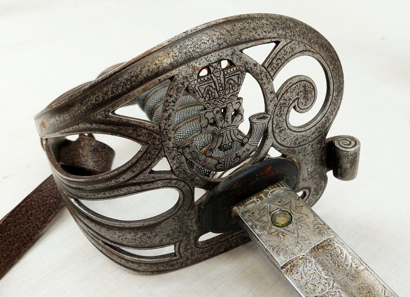 Victorian Hampshire Rifles Volunteers Officers 1892 Pattern Sword - Image 11