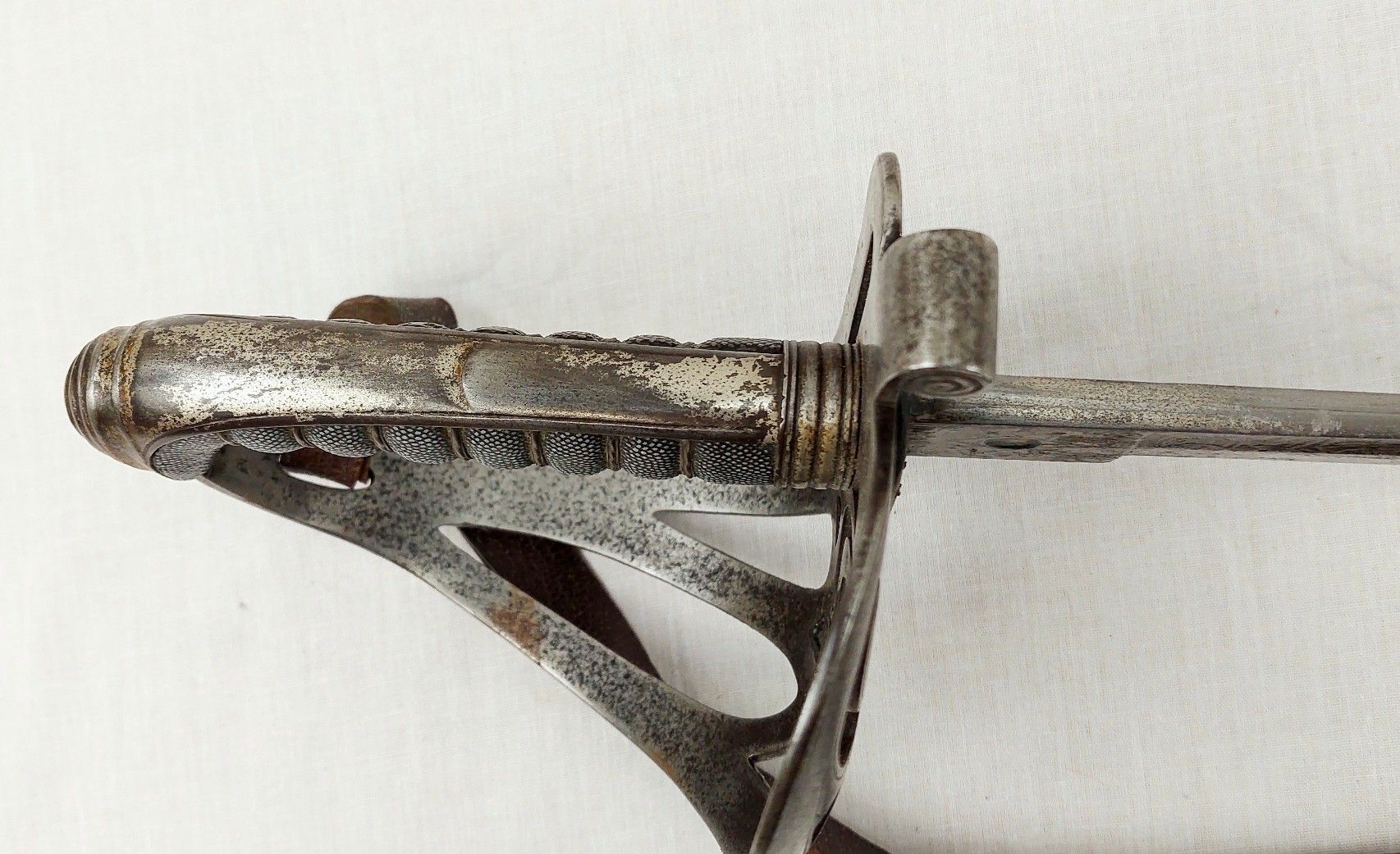 Victorian Hampshire Rifles Volunteers Officers 1892 Pattern Sword - Image 9