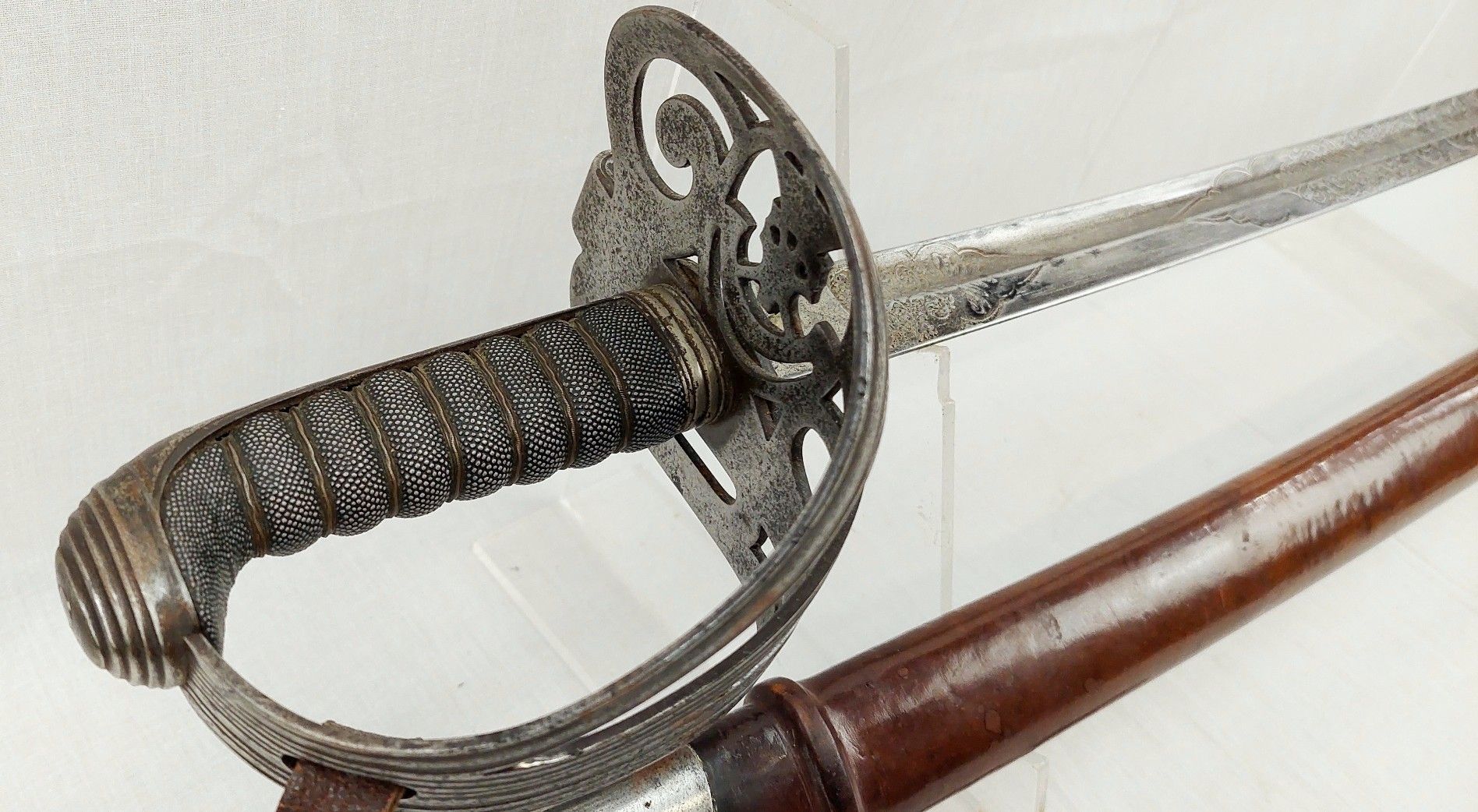 Victorian Hampshire Rifles Volunteers Officers 1892 Pattern Sword - Image 25