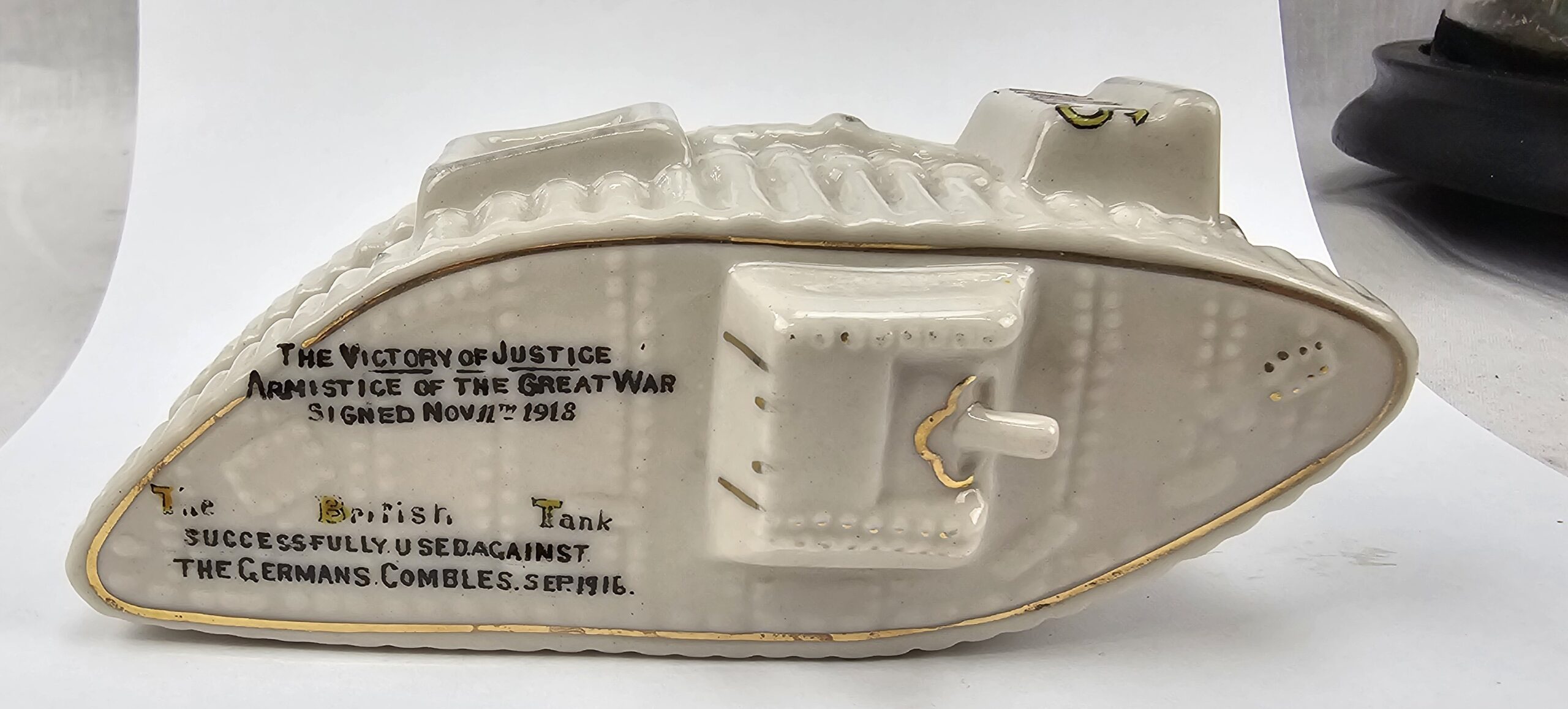 WW1 Eistafford Crested Ware Tank By Carlton China - Image 4
