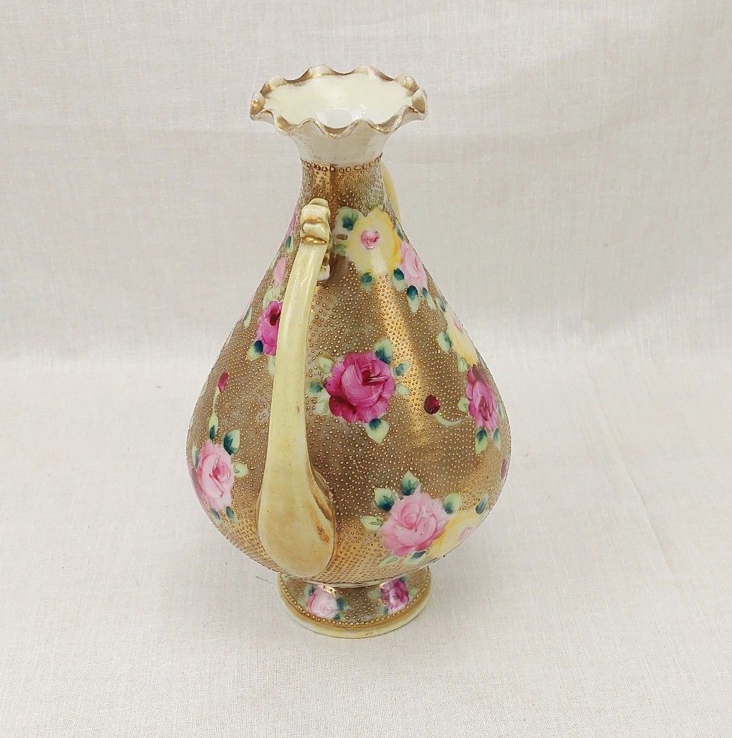 c1850 Japanese Nippon Porcelain Vase With Gilt And Roses - Image 3