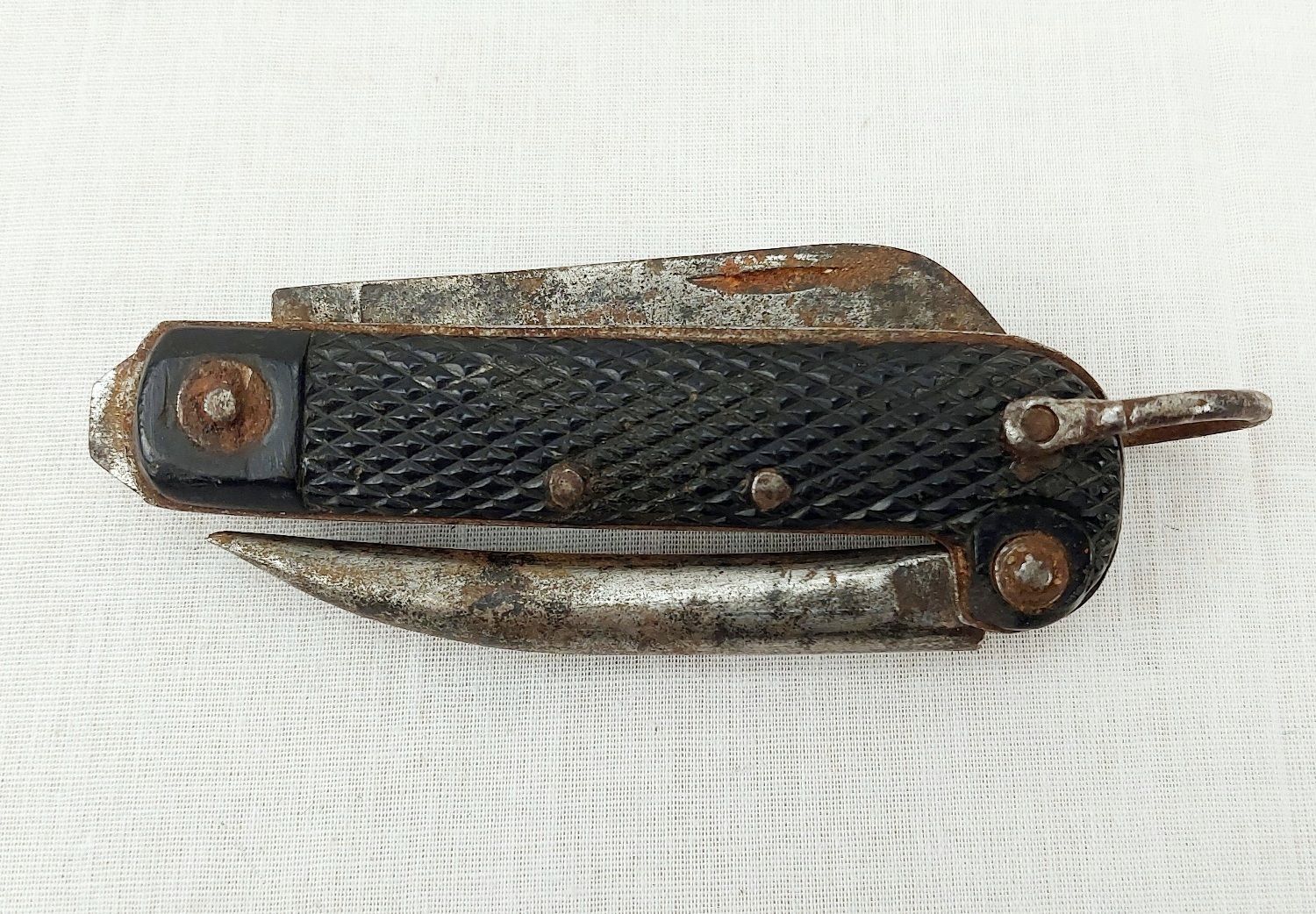 1946 Dated Royal Navy Jackknife - Image 2