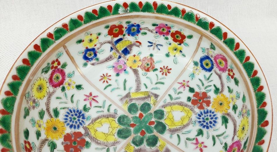 Early 20th Century Japanese Famille Verte Floral Bowl - Image 11