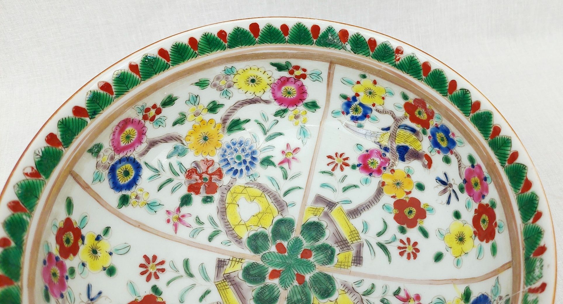 Early 20th Century Japanese Famille Verte Floral Bowl - Image 10