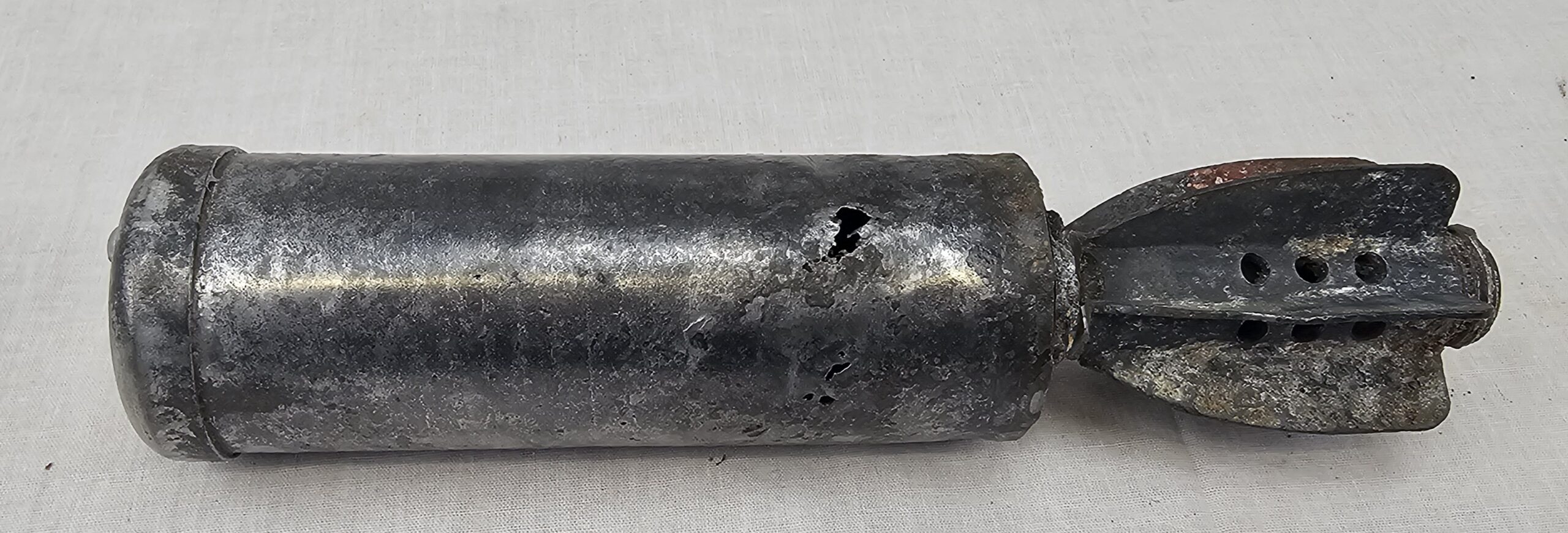 Inert WW2 British 2 Inch Illumination Mortar Shell - Image 3