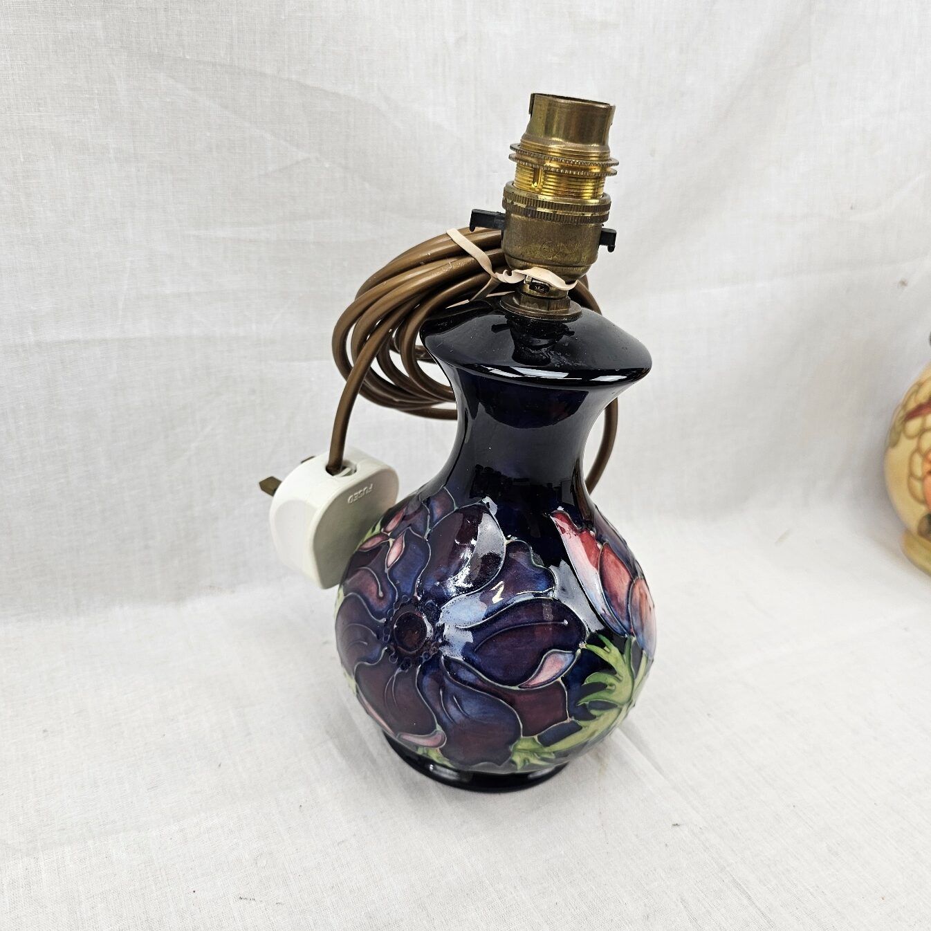 Moorcroft Pottery Lamp Base In The Anemone Pattern - Image 2
