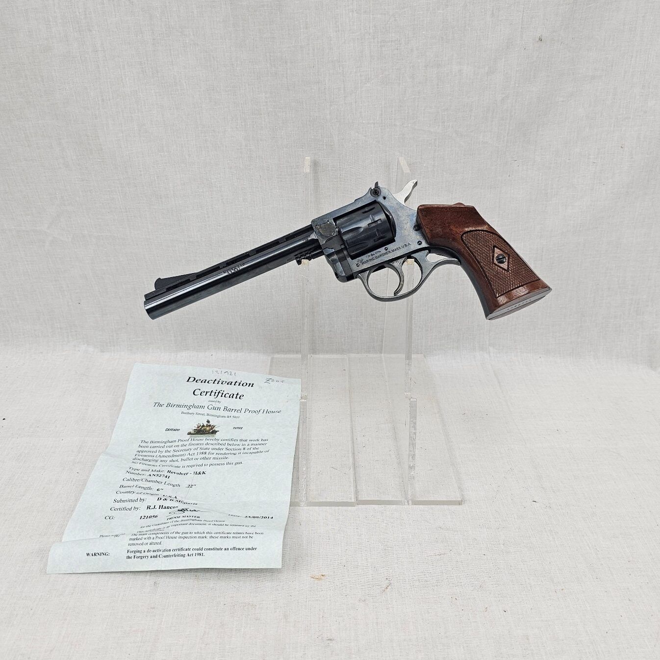Harrington & Richardson (H&R) Model 940 Revolver Gardner Mass USA .22 Cal - EU Deactivated