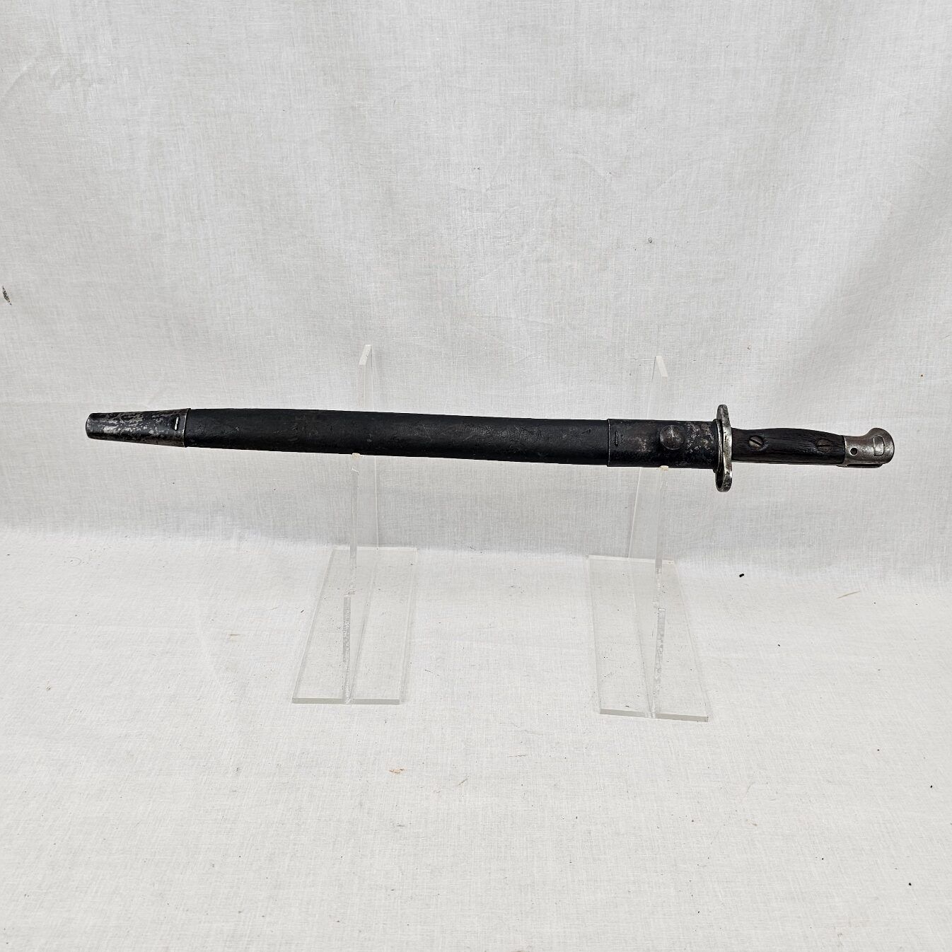 WW1 British 1918 Dated 1907 Pattern Bayonet and Scabbard - Image 13