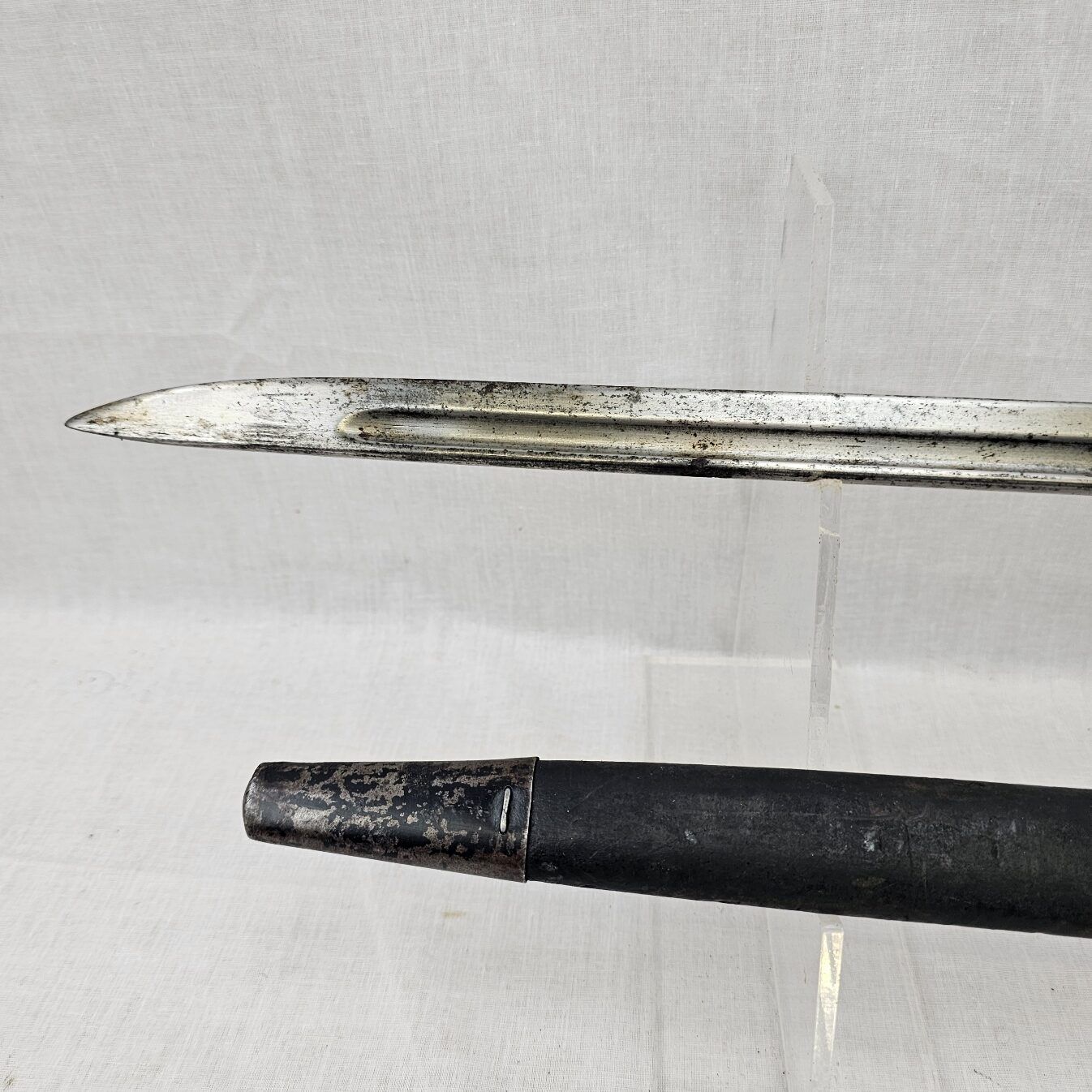 WW1 British 1918 Dated 1907 Pattern Bayonet and Scabbard - Image 5