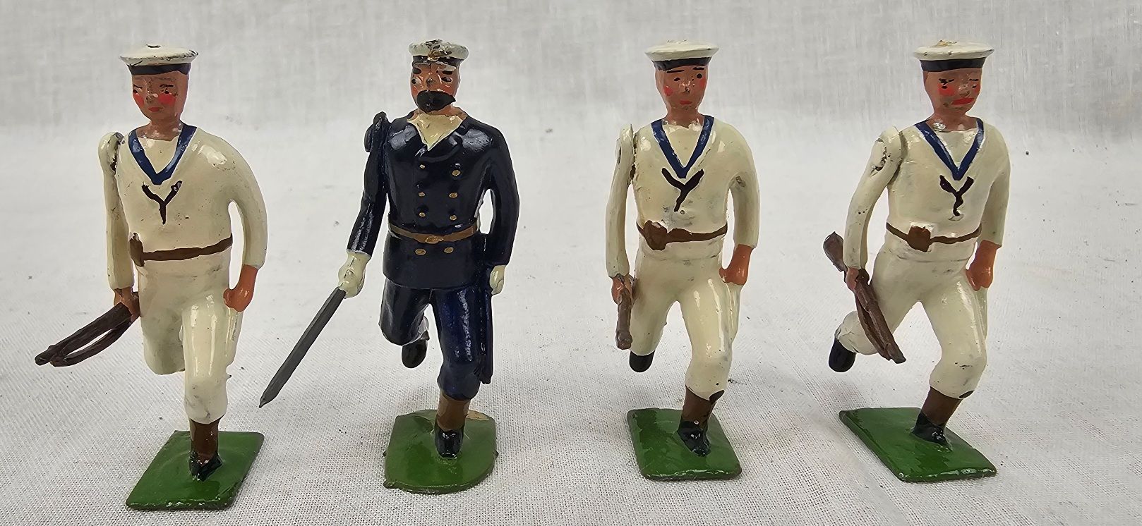 Boxed W. Britains Toy Soldiers 80 British Sailors With White Jackets - Image 3