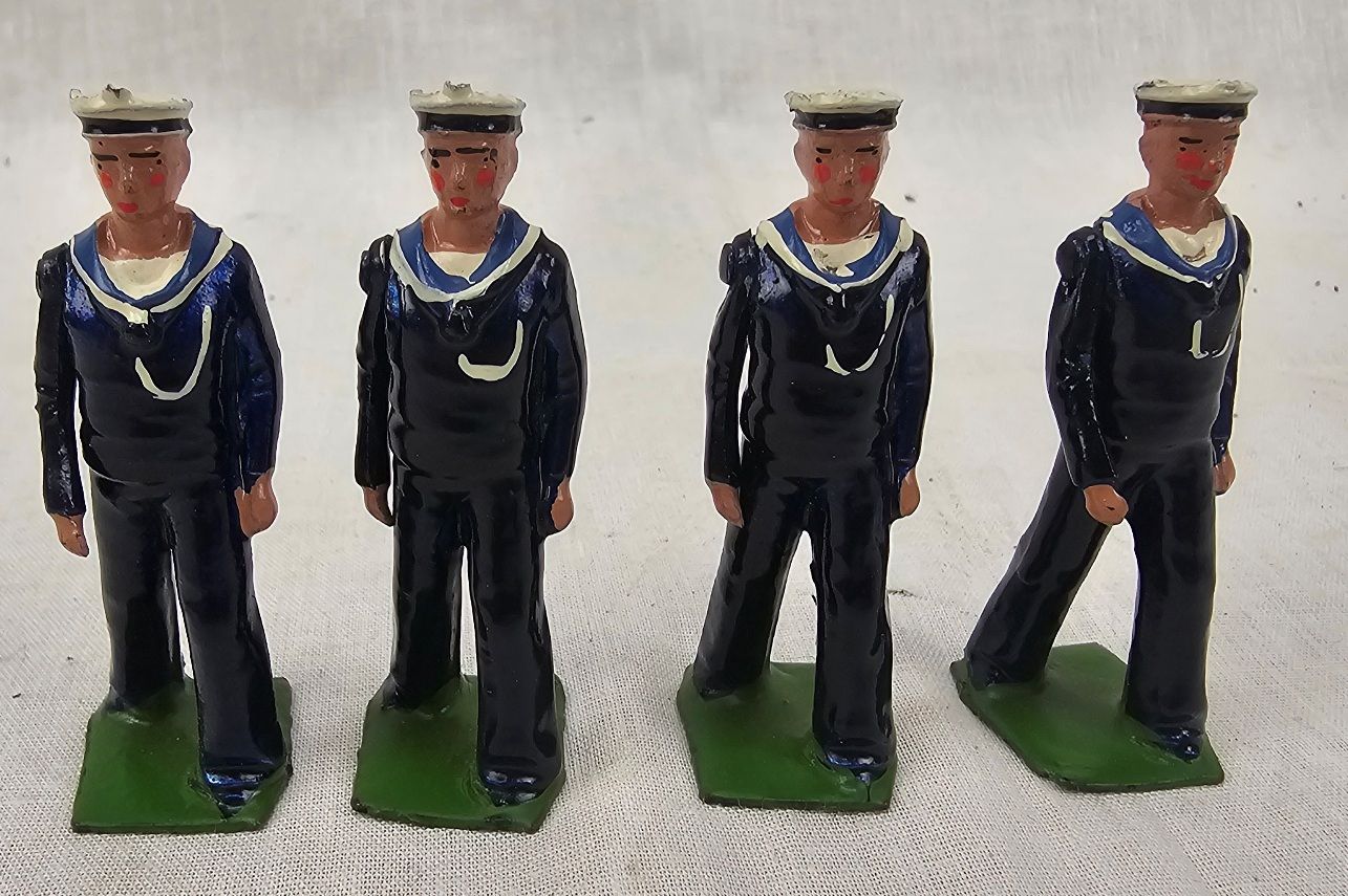 Britains Toy Soldiers 78 Bluejackets Of The Royal Navy 8 Figures Whisstock Box - Image 4
