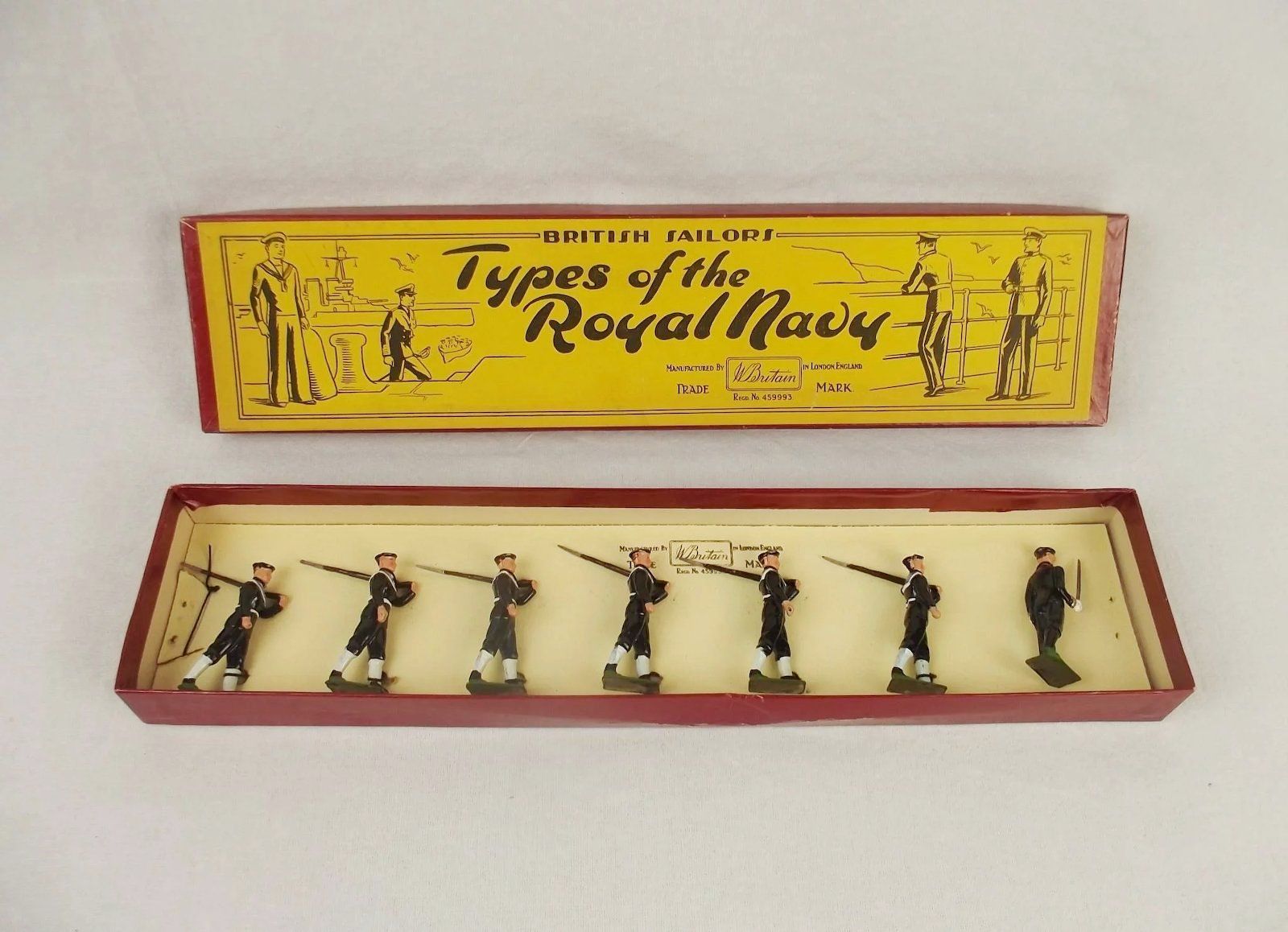 Pre-War Boxed Britains Types Of The Royal Navy – No.2080 Royal Navy