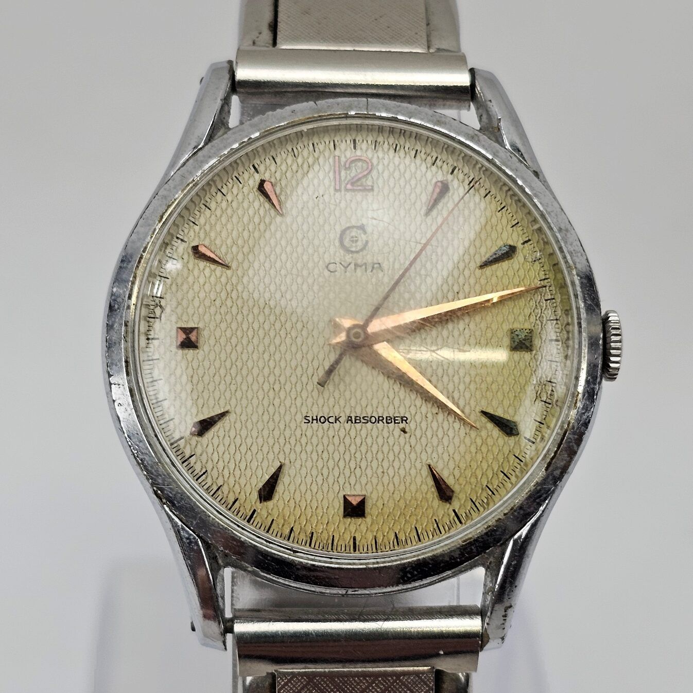 Swiss Made Cyma Vintage Wristwatch 15 Jewels Shock Absorber - Image 2