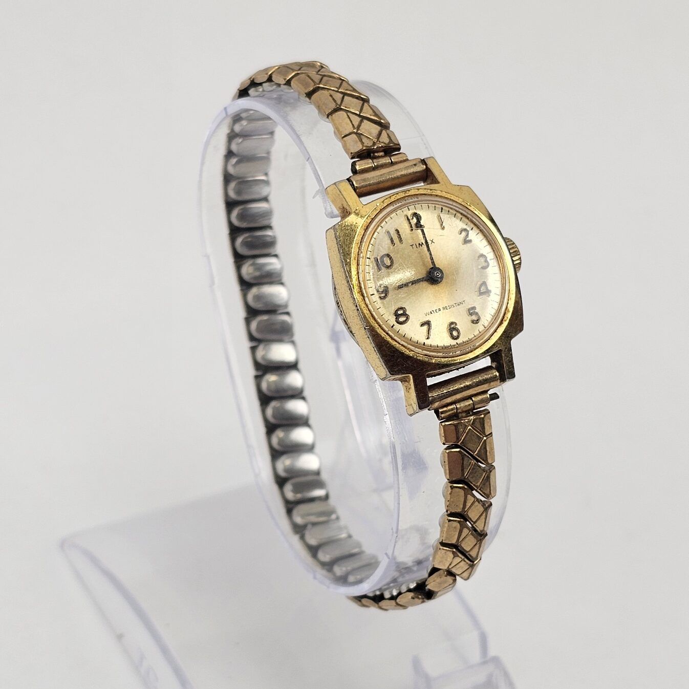 Vintage Times Mechanical Gold Plated Ladies Wrist Watch - Image 4