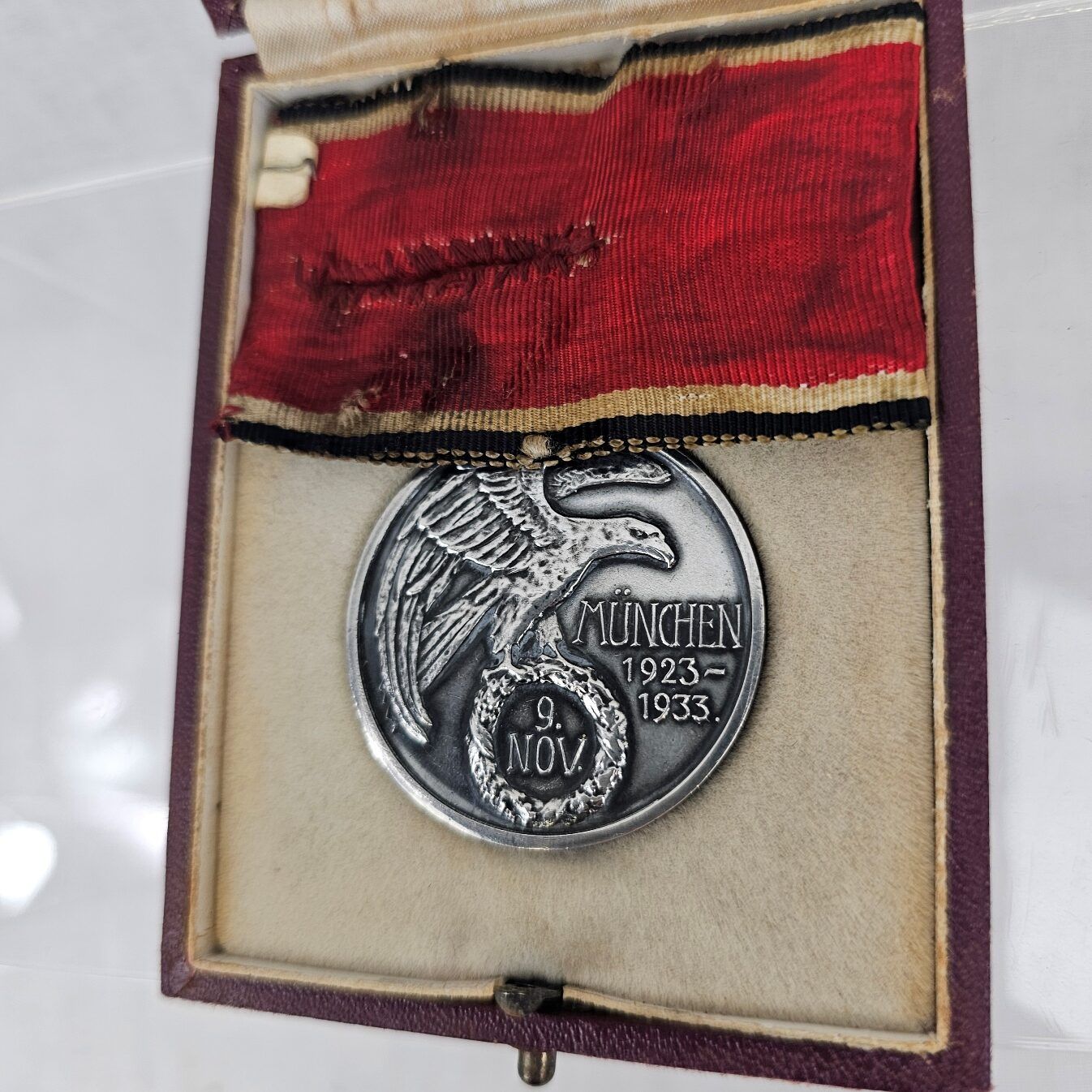 WW2 Era Nazi Germany 8–9 November 1923 Blood Order (Blutorden) Munchen Medal - First Series (1934) - Image 5
