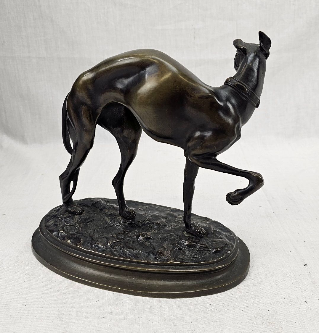 Early 20th Century Art Deco Bronze Greyhound In Full Aspect On A Stepped Oval Base - Image 2