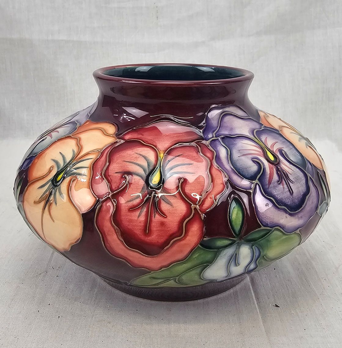 Boxed Moorcroft Squat Pansy Pattern Vase By Rachael Bishop - Image 3
