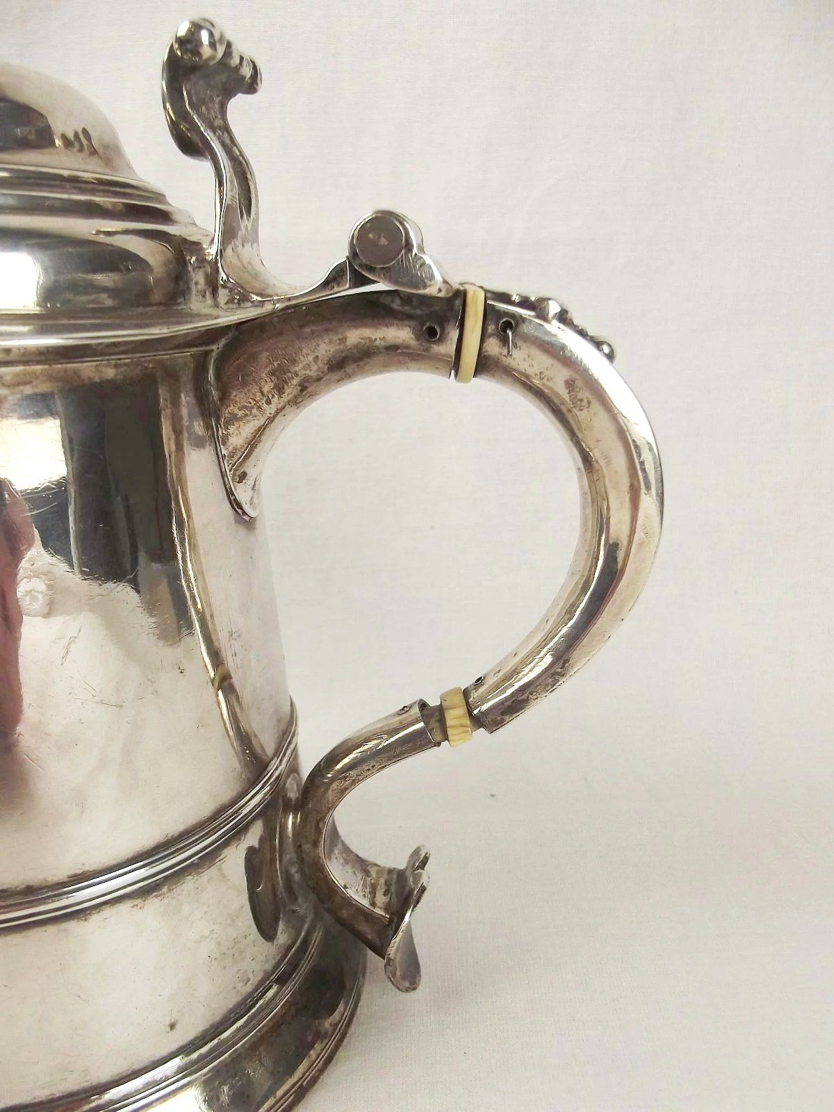 Early Georgian Silver Lidded Jug Tankard By Francis Spilsbury 1734 - Image 2