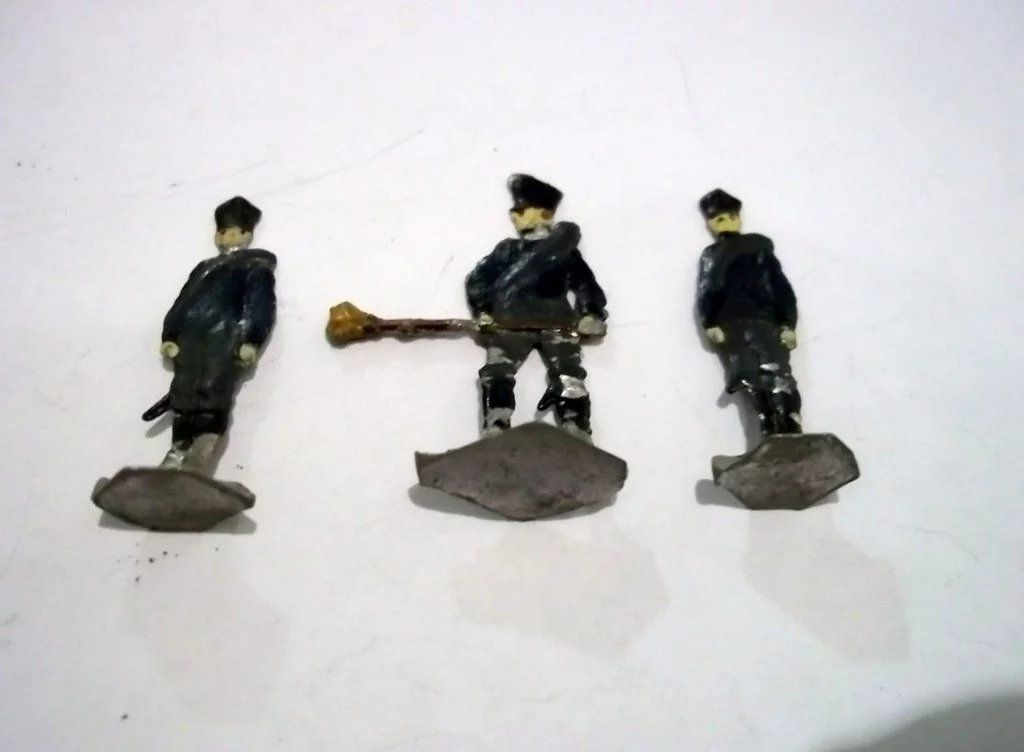 c1900/20 "Prussian Artillery 1813" Vintage Tin Flats 13 Pieces - Image 3