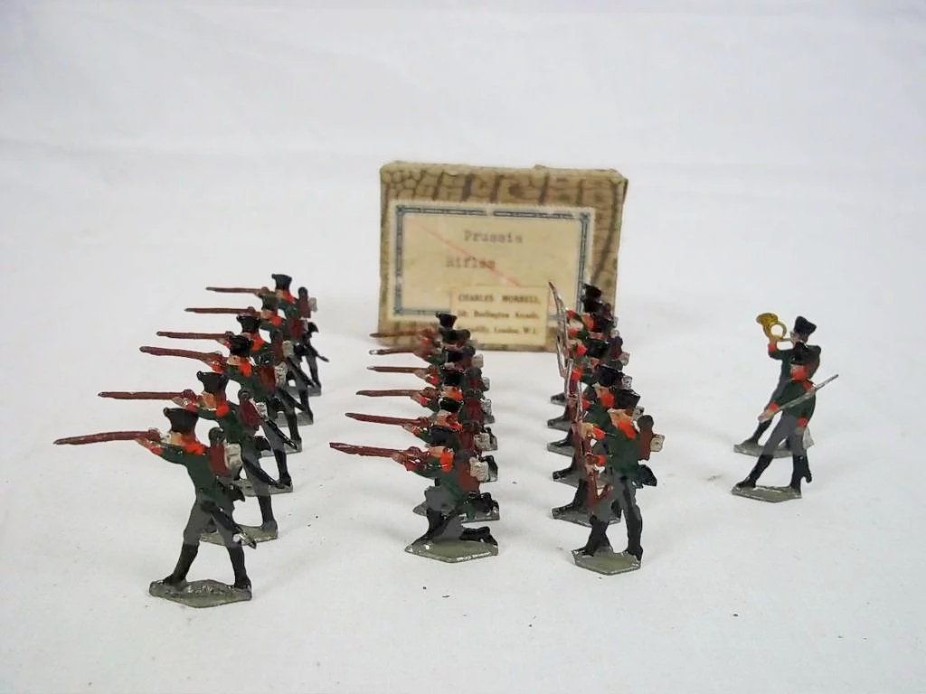 c1900/20 "Prussian Rifles" Vintage Tin Flats 21 Pieces. Boxed