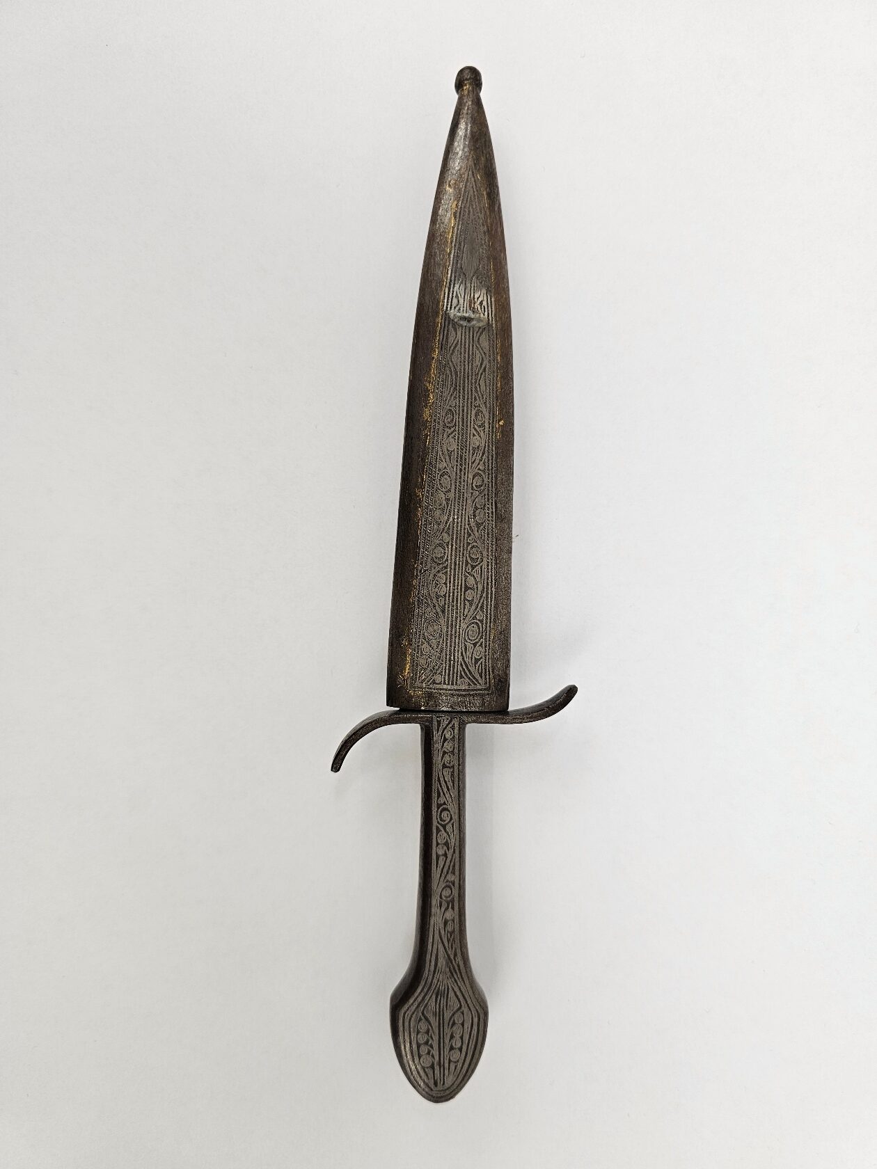 19th Century Russian/Caucasian Small Kinjal (Kindjal) Dagger with its Scabbard - Image 3