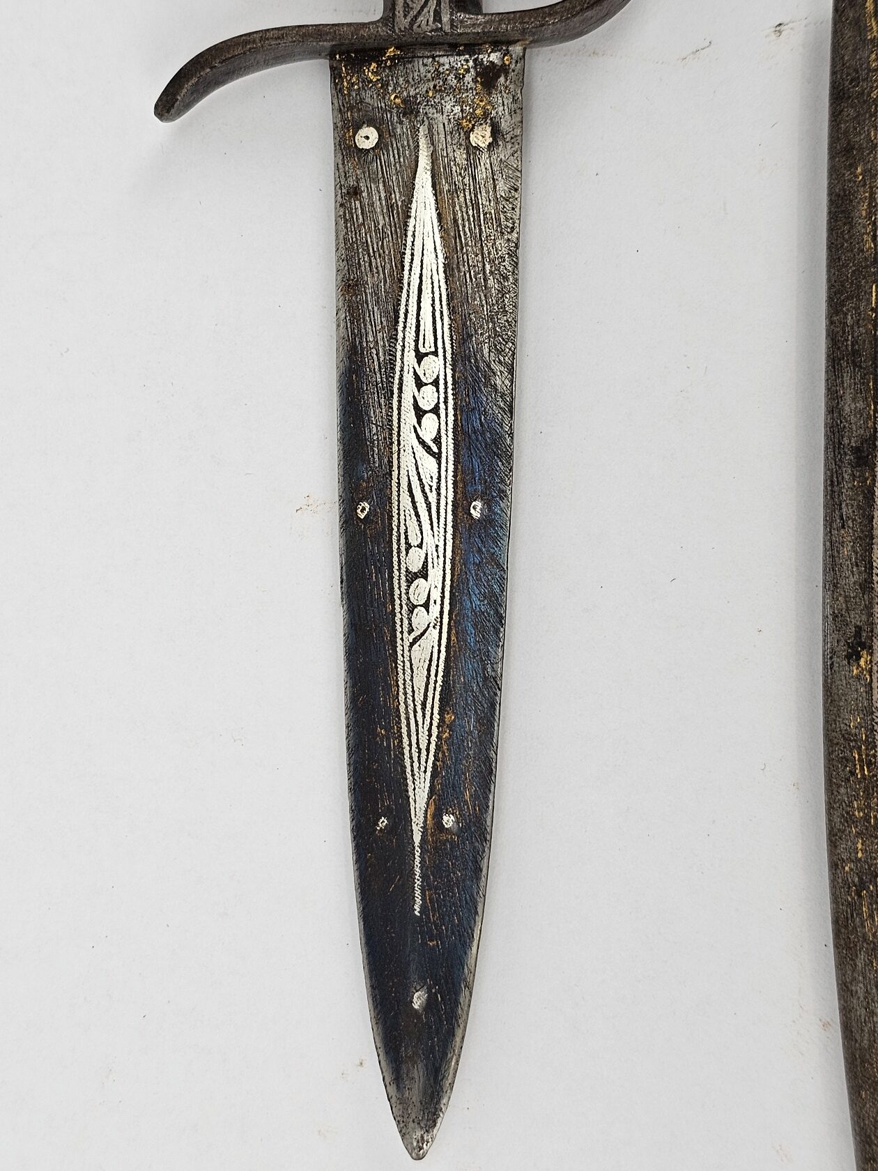 19th Century Russian/Caucasian Small Kinjal (Kindjal) Dagger with its Scabbard - Image 9