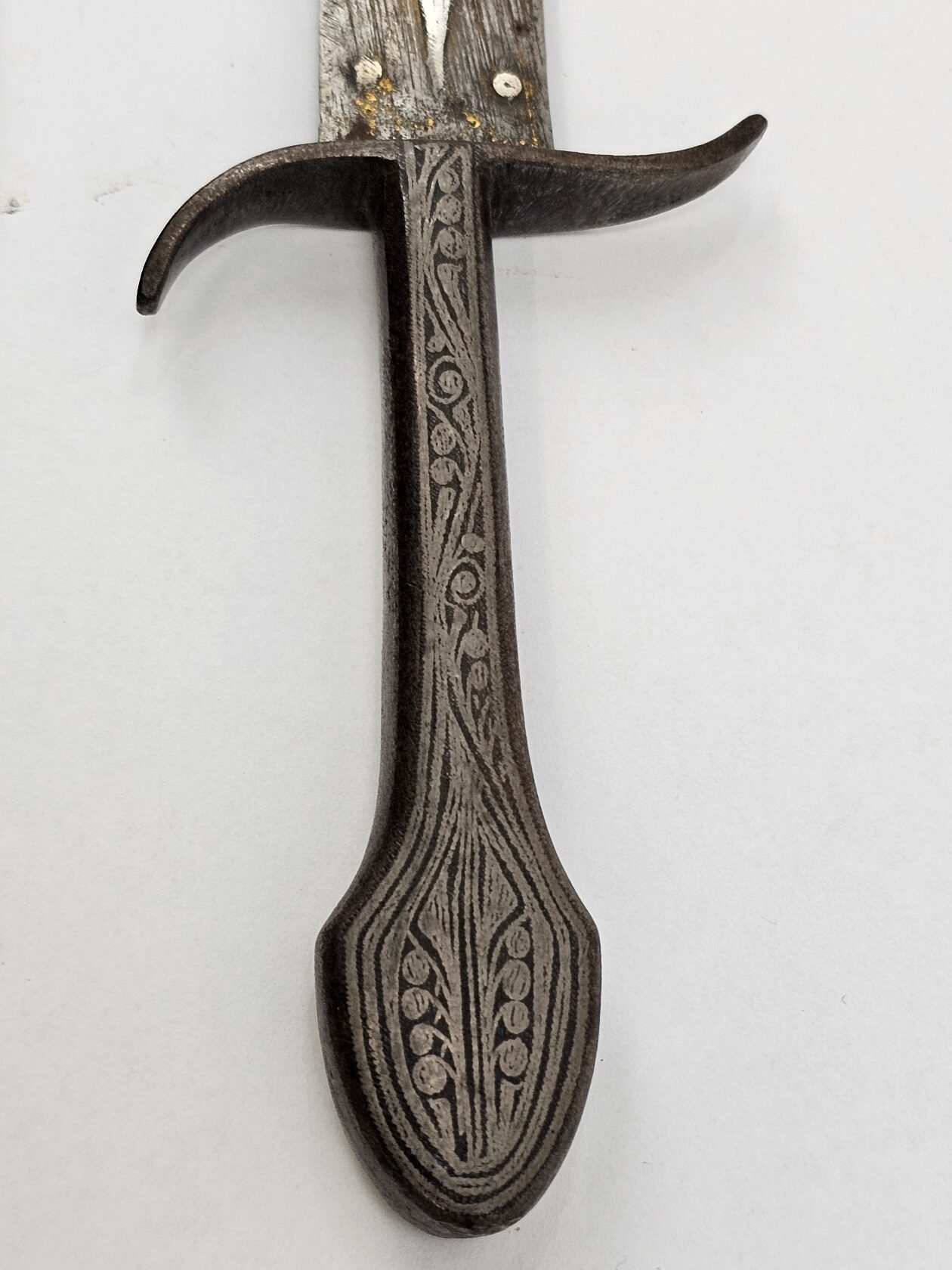 19th Century Russian/Caucasian Small Kinjal (Kindjal) Dagger with its Scabbard - Image 11