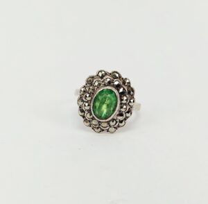 9ct Gold & Silver Green Glass & Marcasite Ring UK Size K+, US 5.5