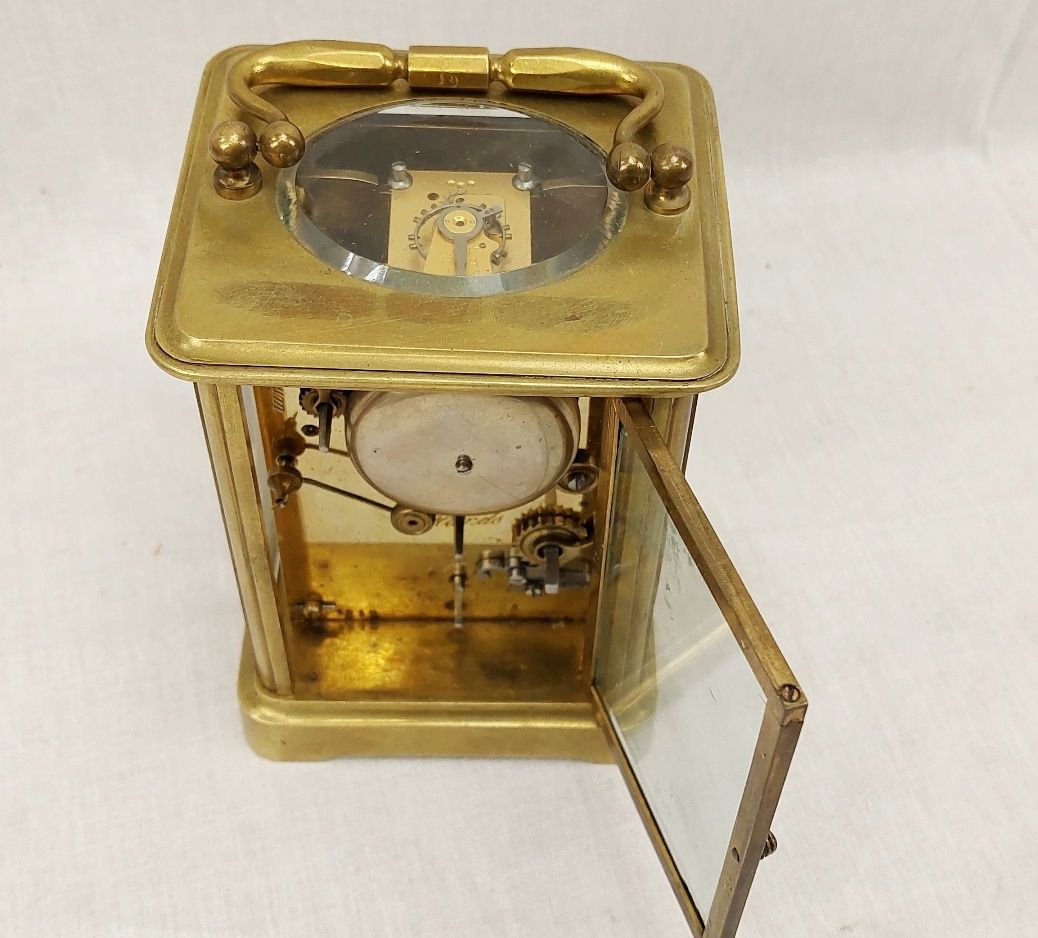 Vintage Alarm Carriage Clock In Good Working Order - Image 8