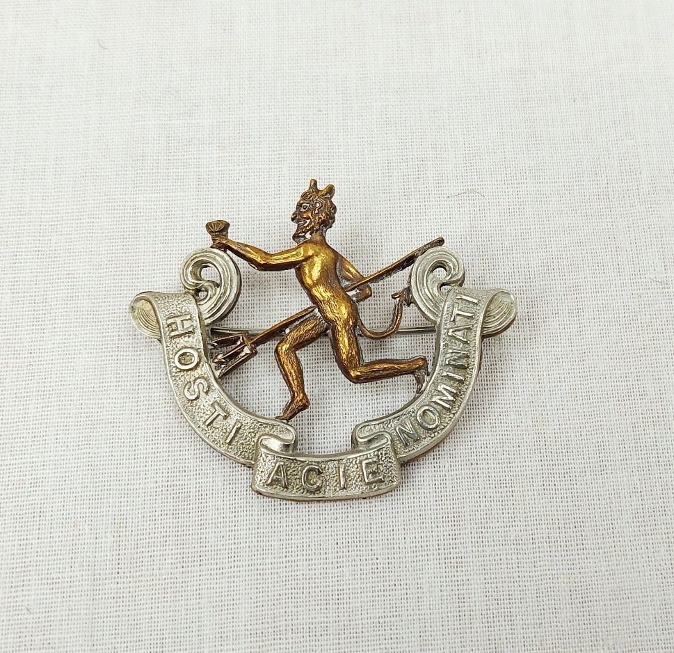 WW1 8th Battalion Black Devils CEF Officers Cap Badge