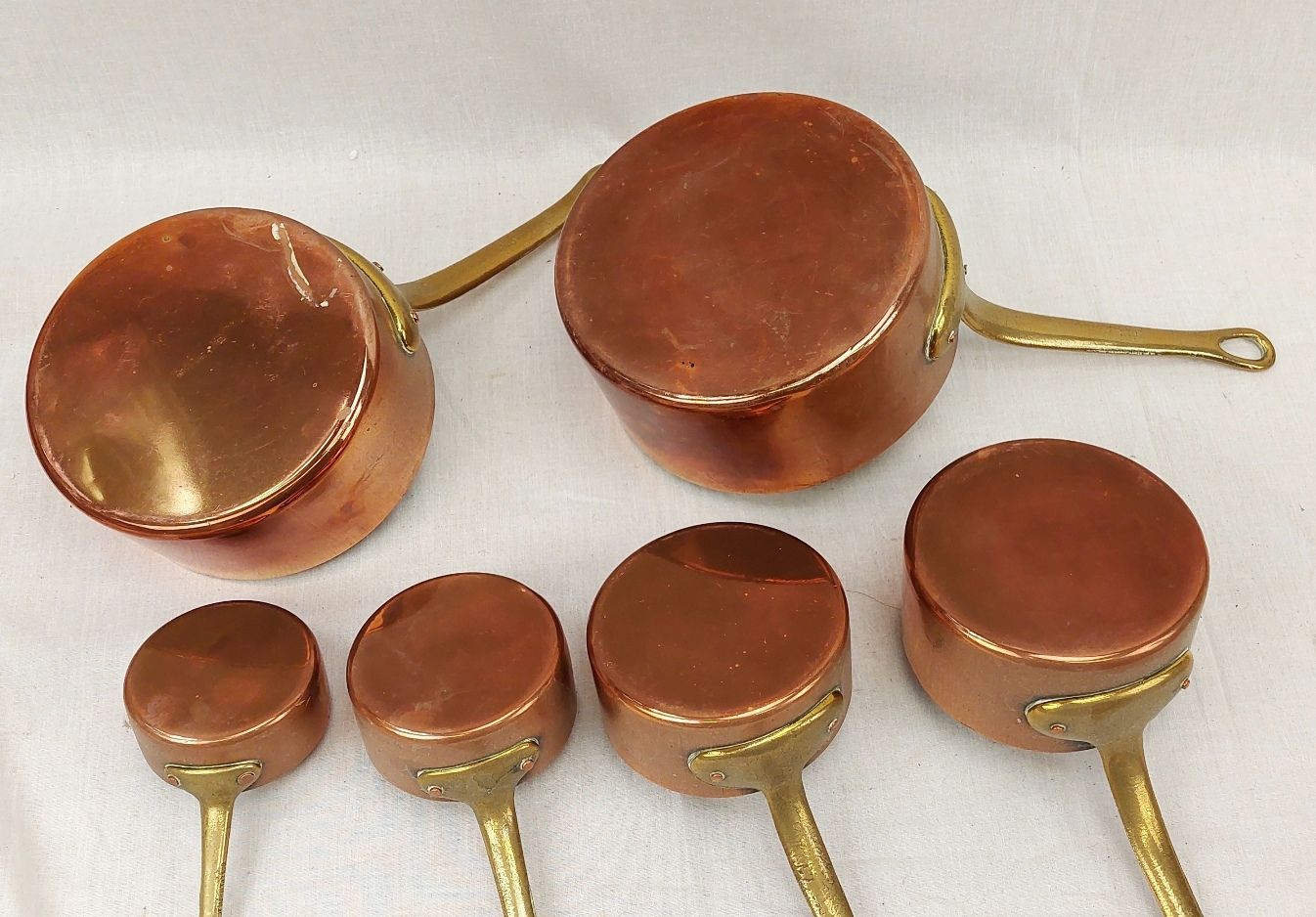 19th Century Copper And Brass Sauce Pan Set - Image 2