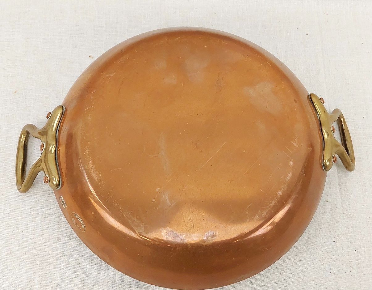 19th Century Copper And Brass Sauce Pan Set - Image 6