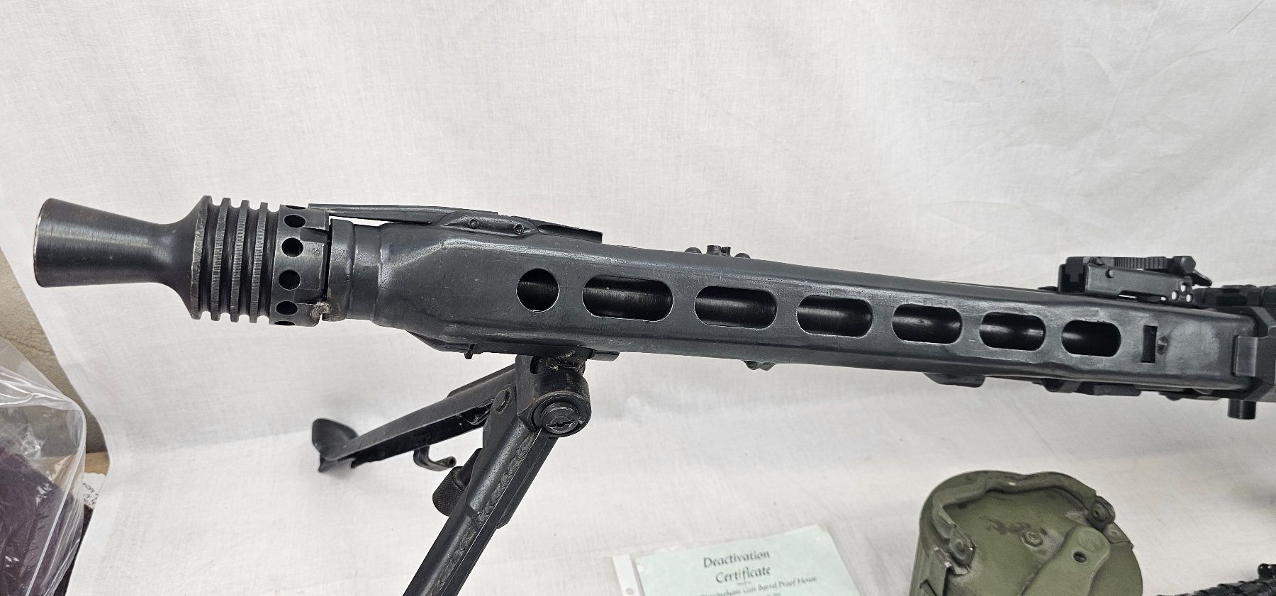 WW2 German MG42 Machine Gun with Drum Mag, Bipod and Link Belt - Old Spec - Image 8