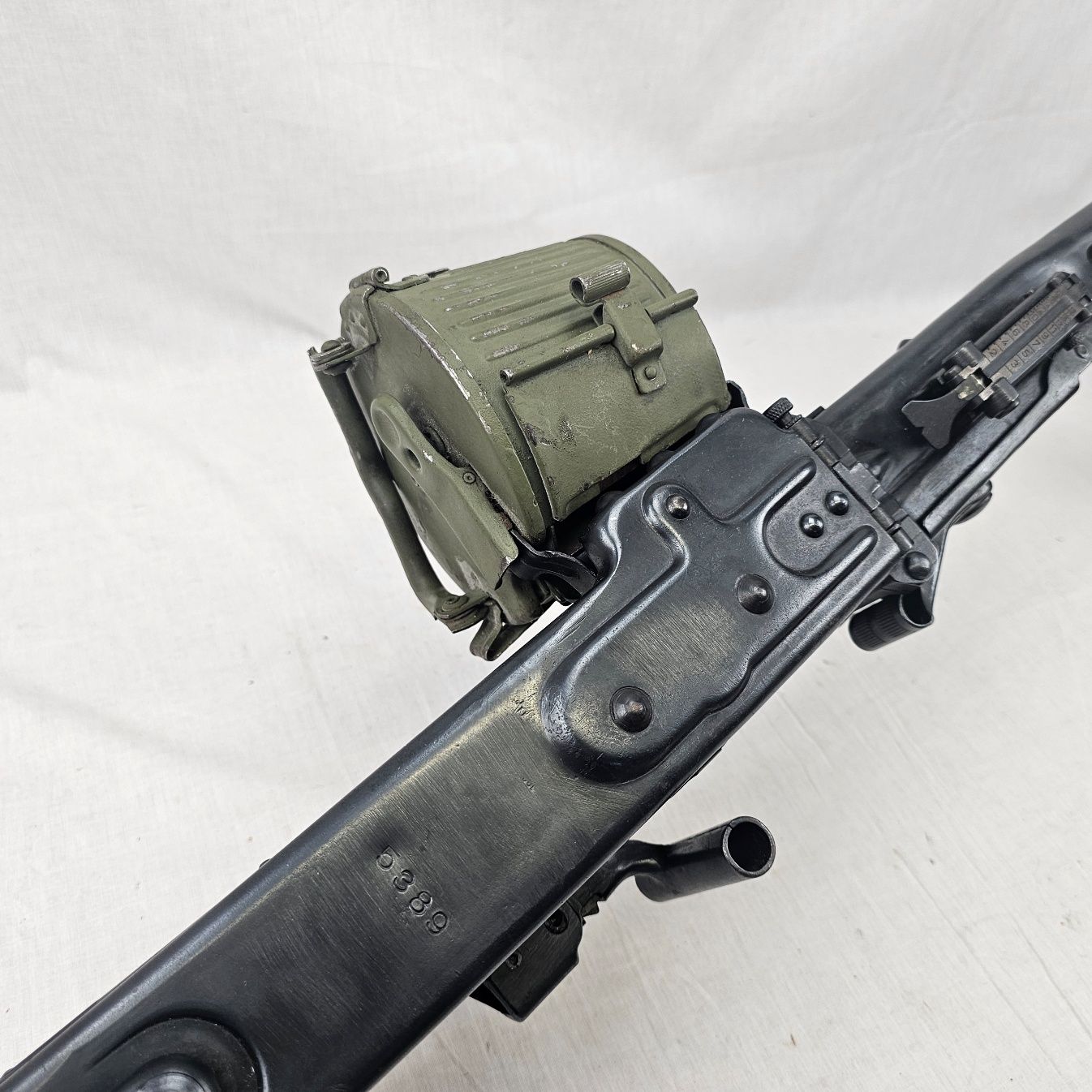 WW2 German MG42 Machine Gun with Drum Mag, Bipod and Link Belt - Old Spec - Image 30