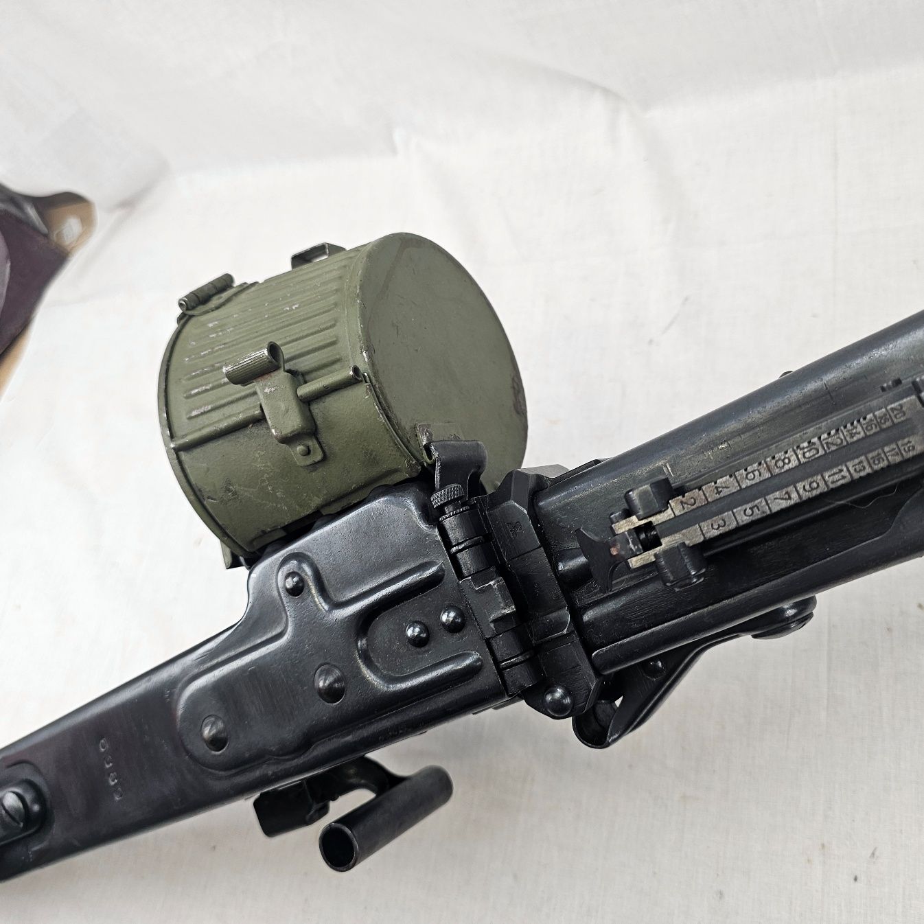 WW2 German MG42 Machine Gun with Drum Mag, Bipod and Link Belt - Old Spec - Image 31