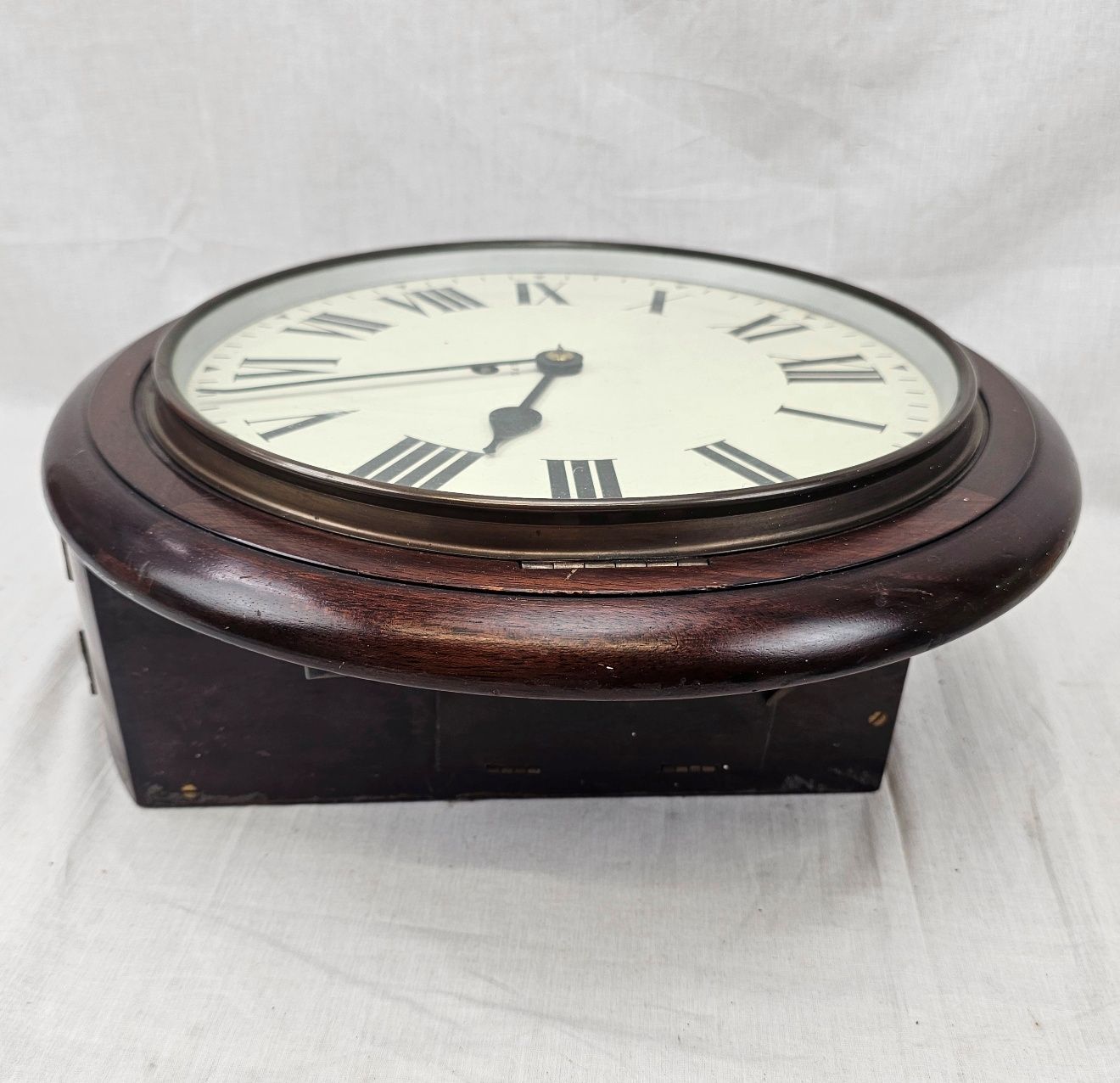 Mahogany GPO (General Post Office) Circular Fusee Wall Clock Dated 1965 - Image 5