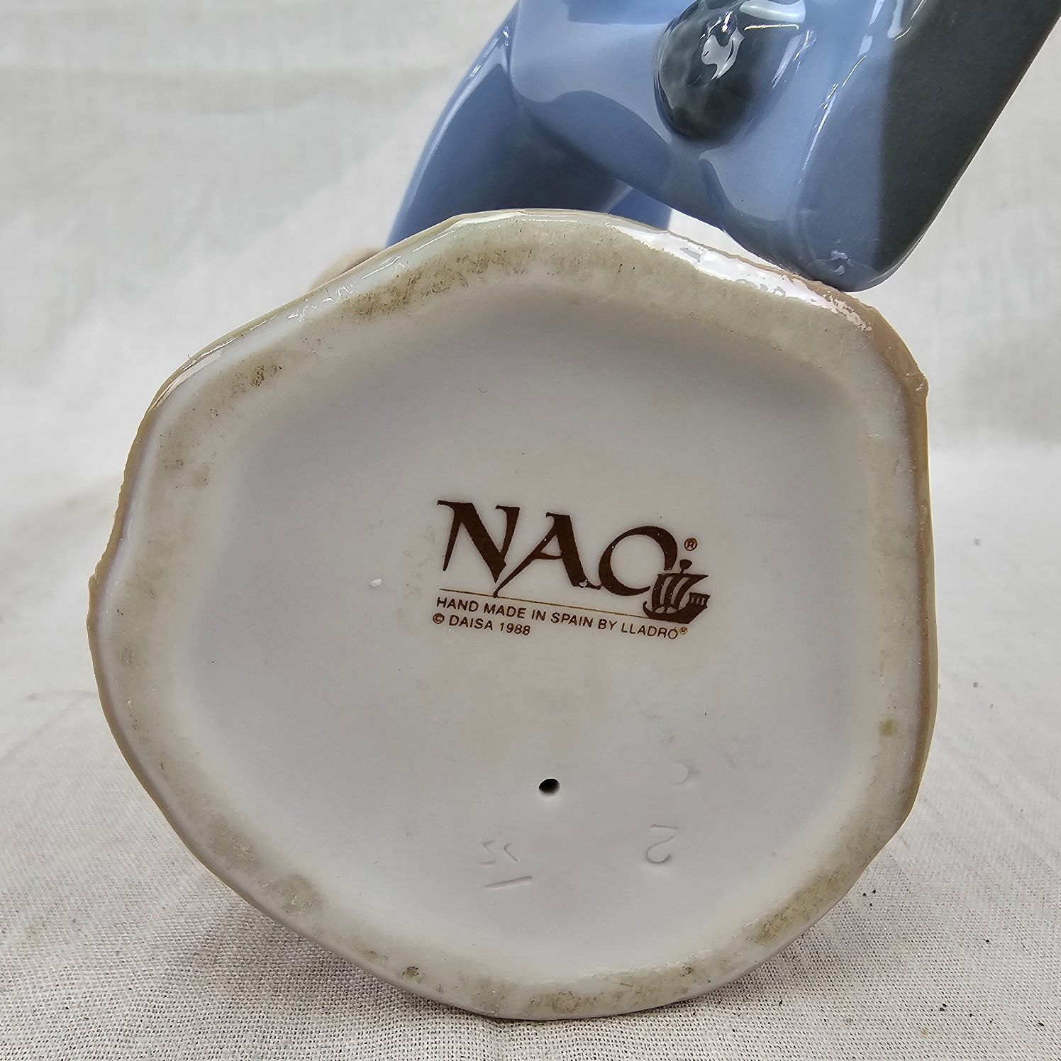 NAO Figurine Of A Girl Playing A Lute - Image 4
