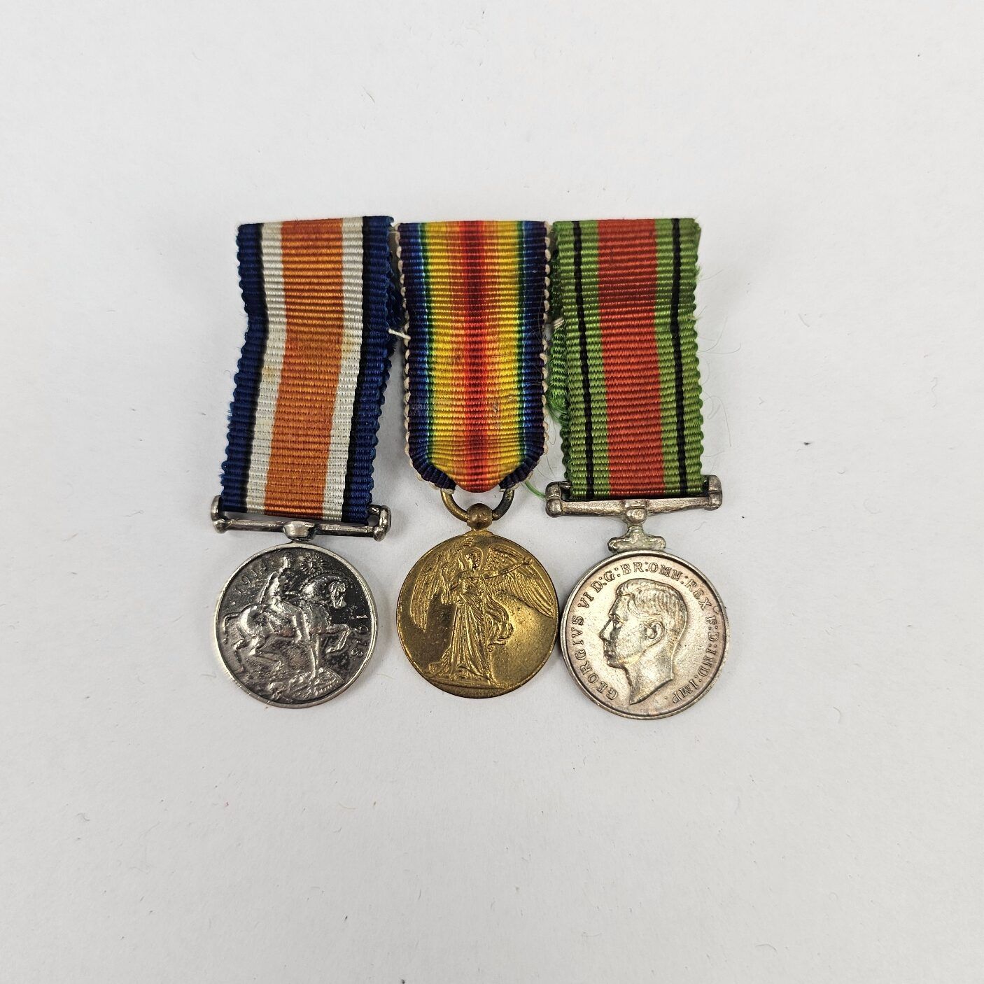 WW1 War And Victory WW2 Defence Miniature Medals