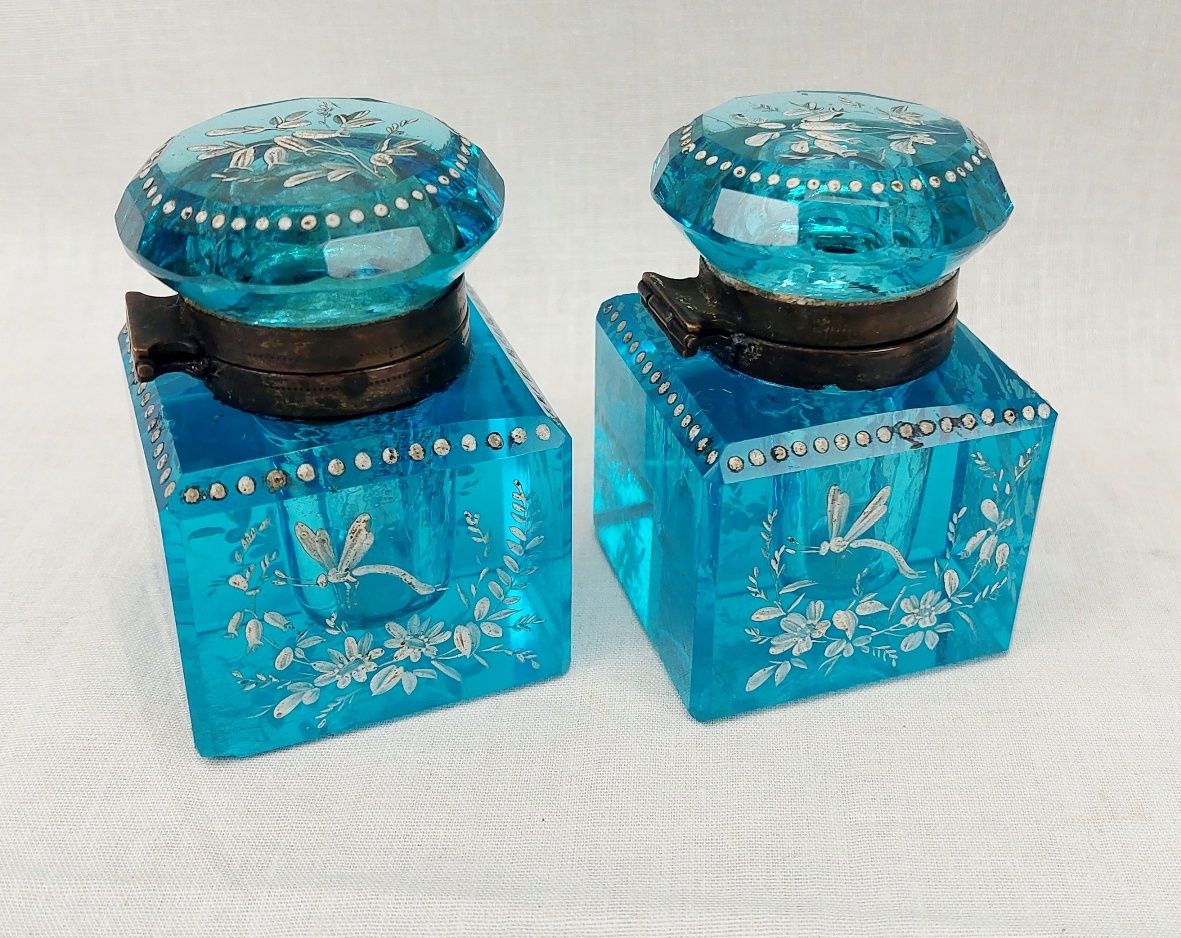 c1825 Bohemian Peacock Blue Cut Glass Inkwell Pair With Enamel - Image 3