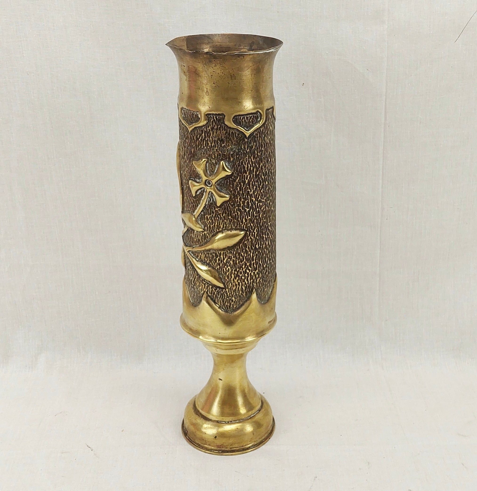 1907 French 75mm Trench Art Shell Case Vase - Image 3