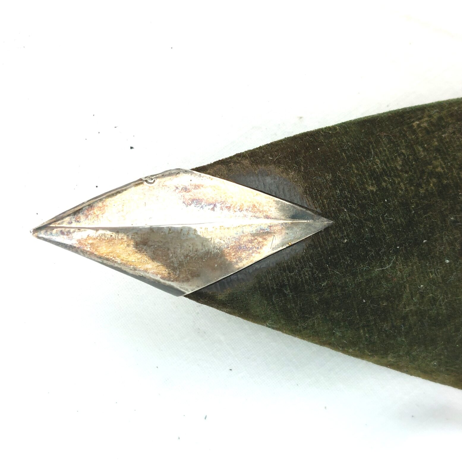 Anglo-Indian, WW1, 3rd Queen Alexandra’s Own Gurkha Rifles Kukri Dagger, with Green Velvet Scabbard - Image 13