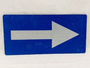British Arrow Direction Reflective Road Sign