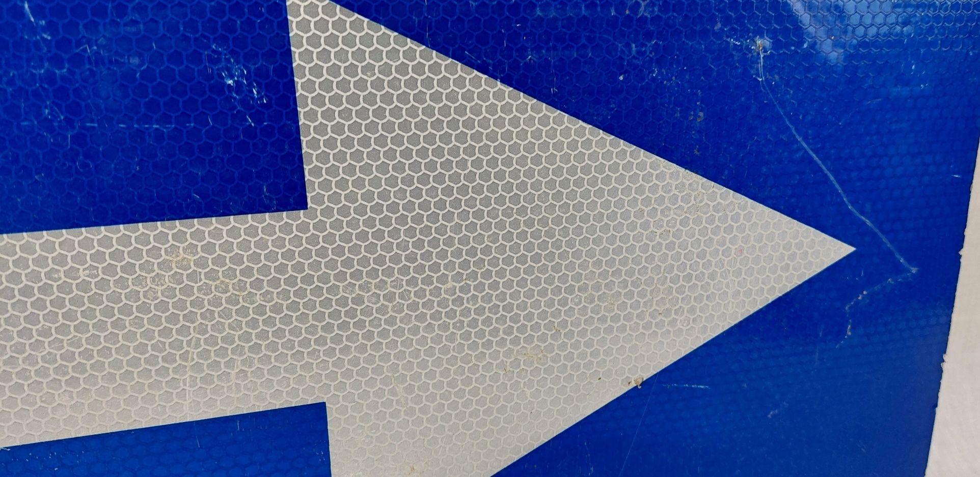 British Arrow Direction Reflective Road Sign - Image 2