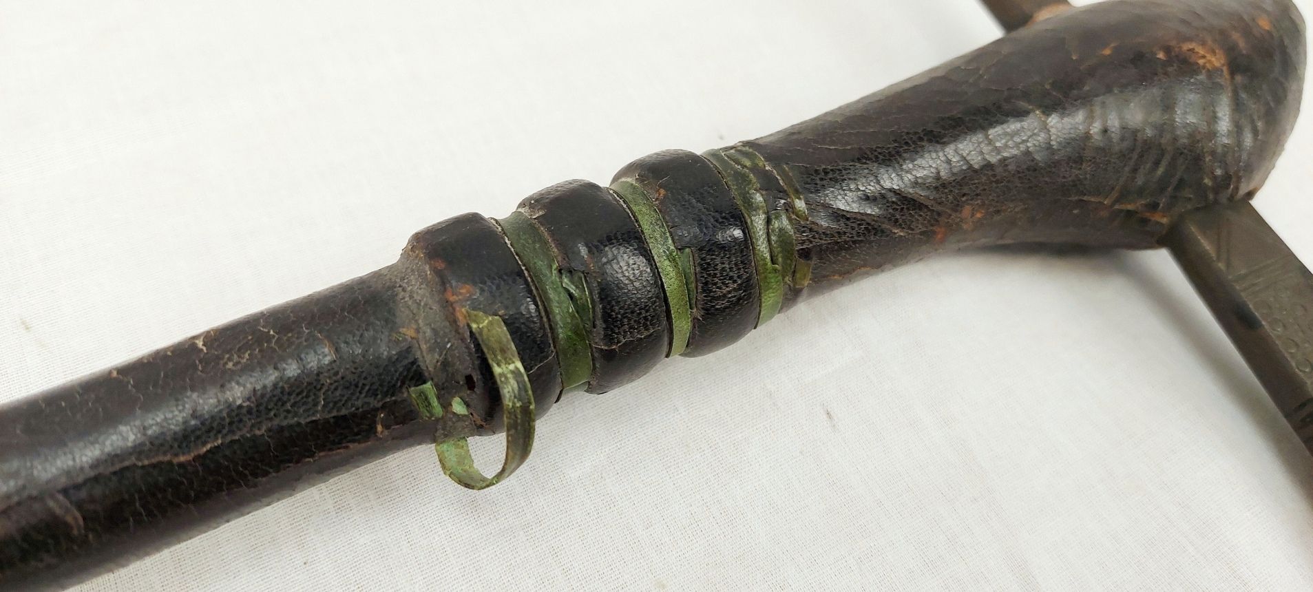 Early 1900s Bronze African Throwing Axe - Image 8