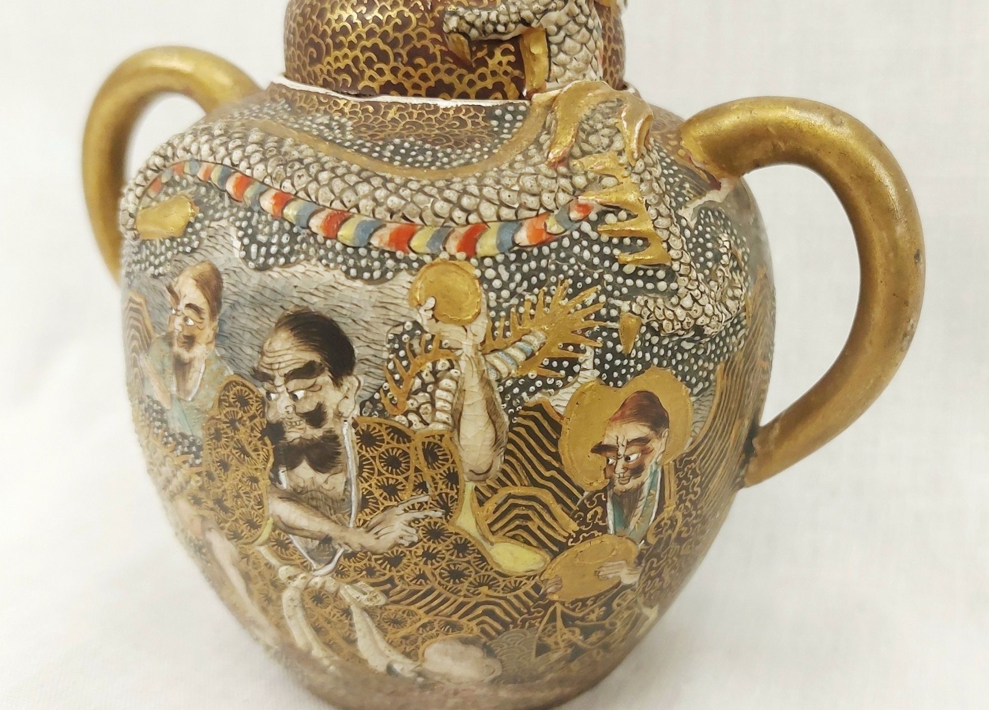 Signed Japanese Meiji Period Miniature Satsuma Pot - Image 16