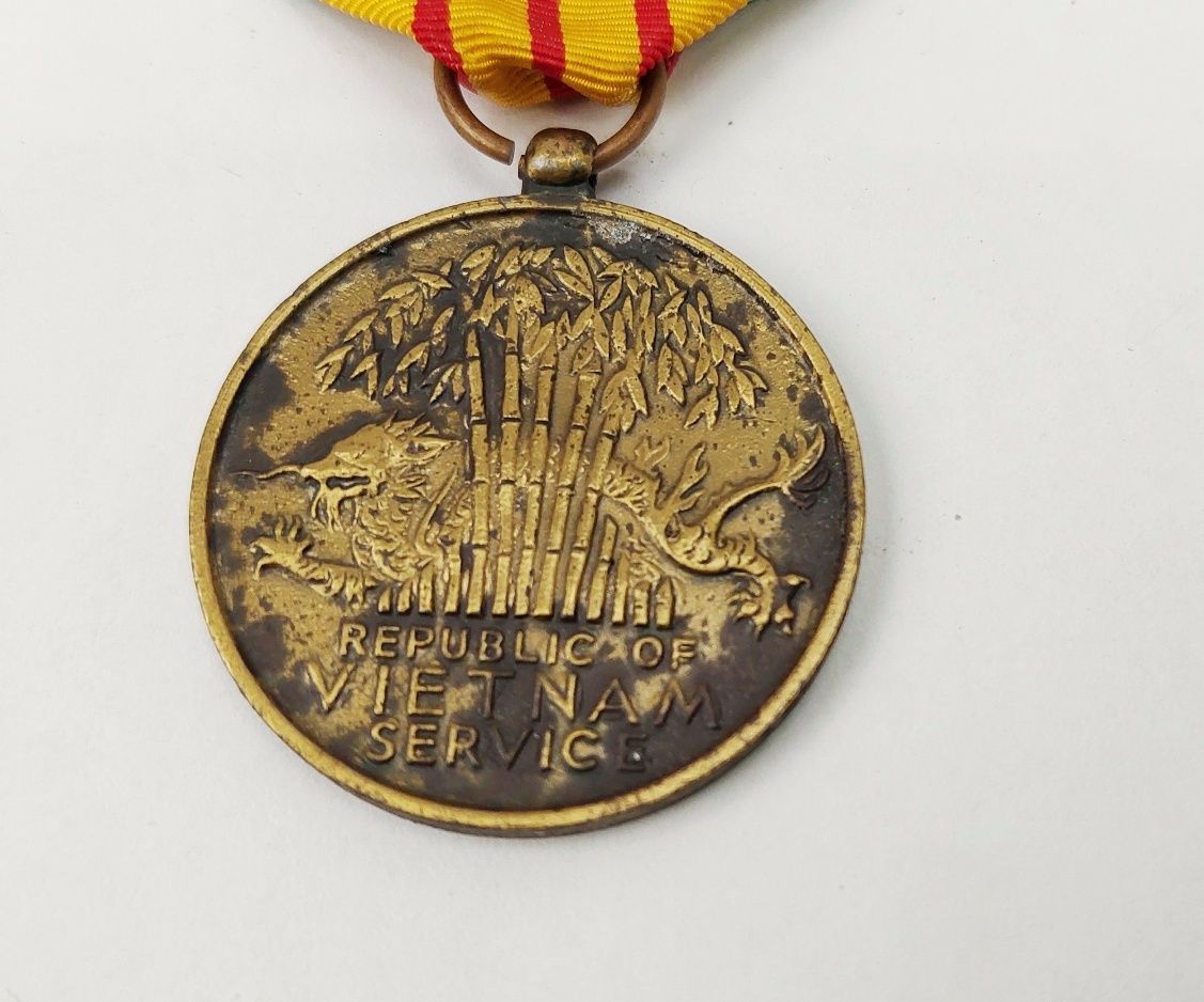 USA Vietnam War Medal - Image 4